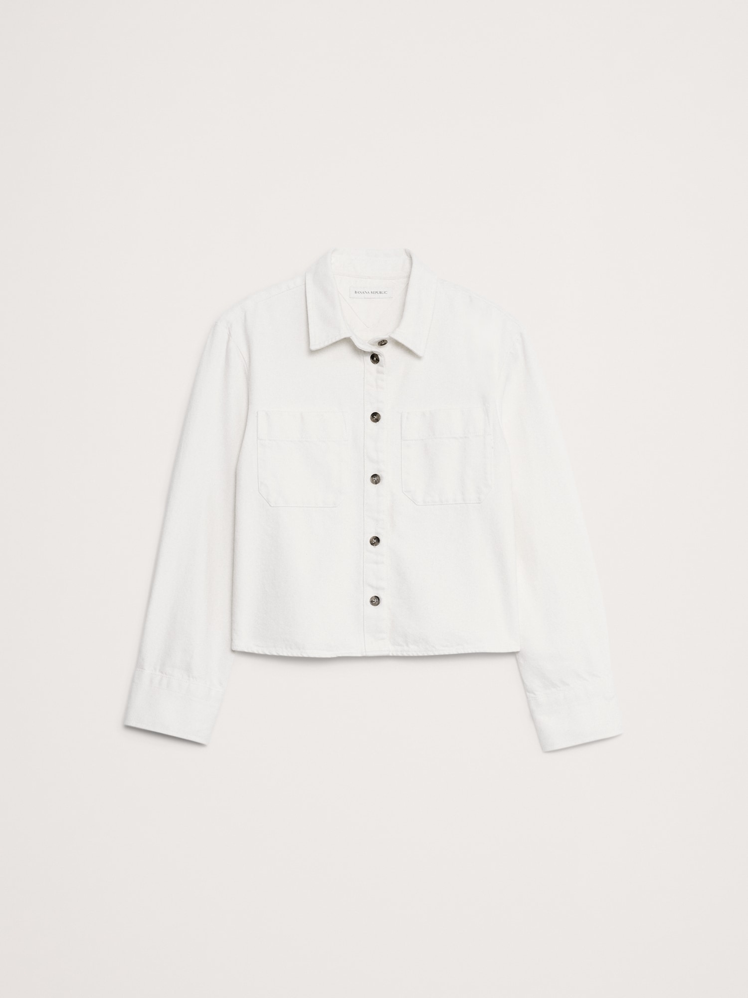 L'image numéro 6 présente Chemise utilitaire courte en denim