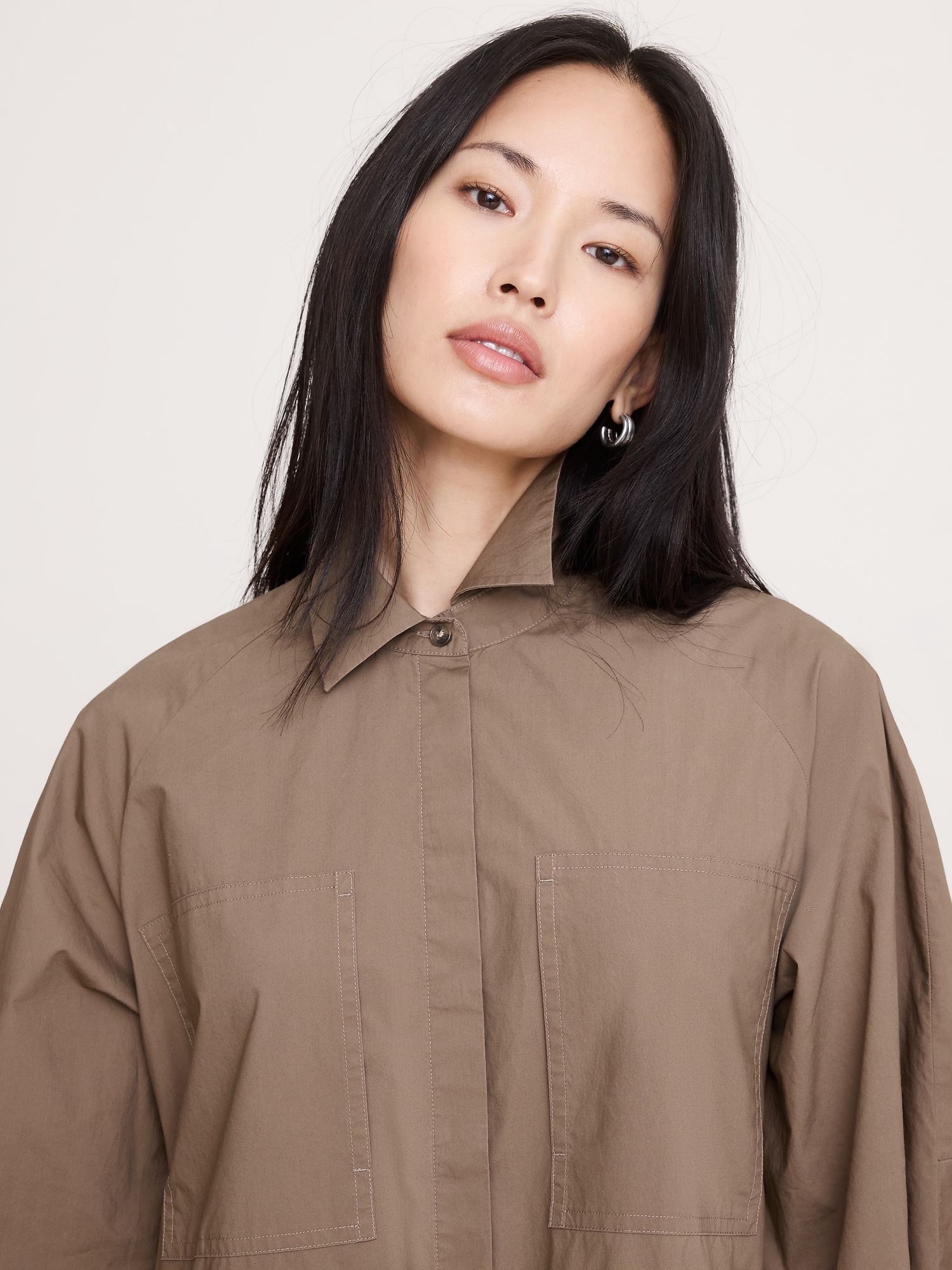 L'image numéro 5 présente Robe-chemisier courte en popeline de coton