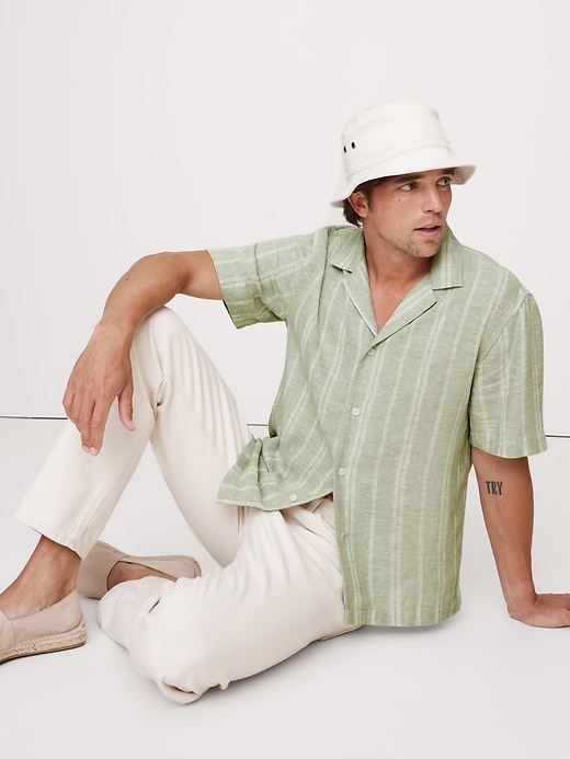 Standard-Fit Stripe Linen-Viscose Resort Shirt | Banana Republic