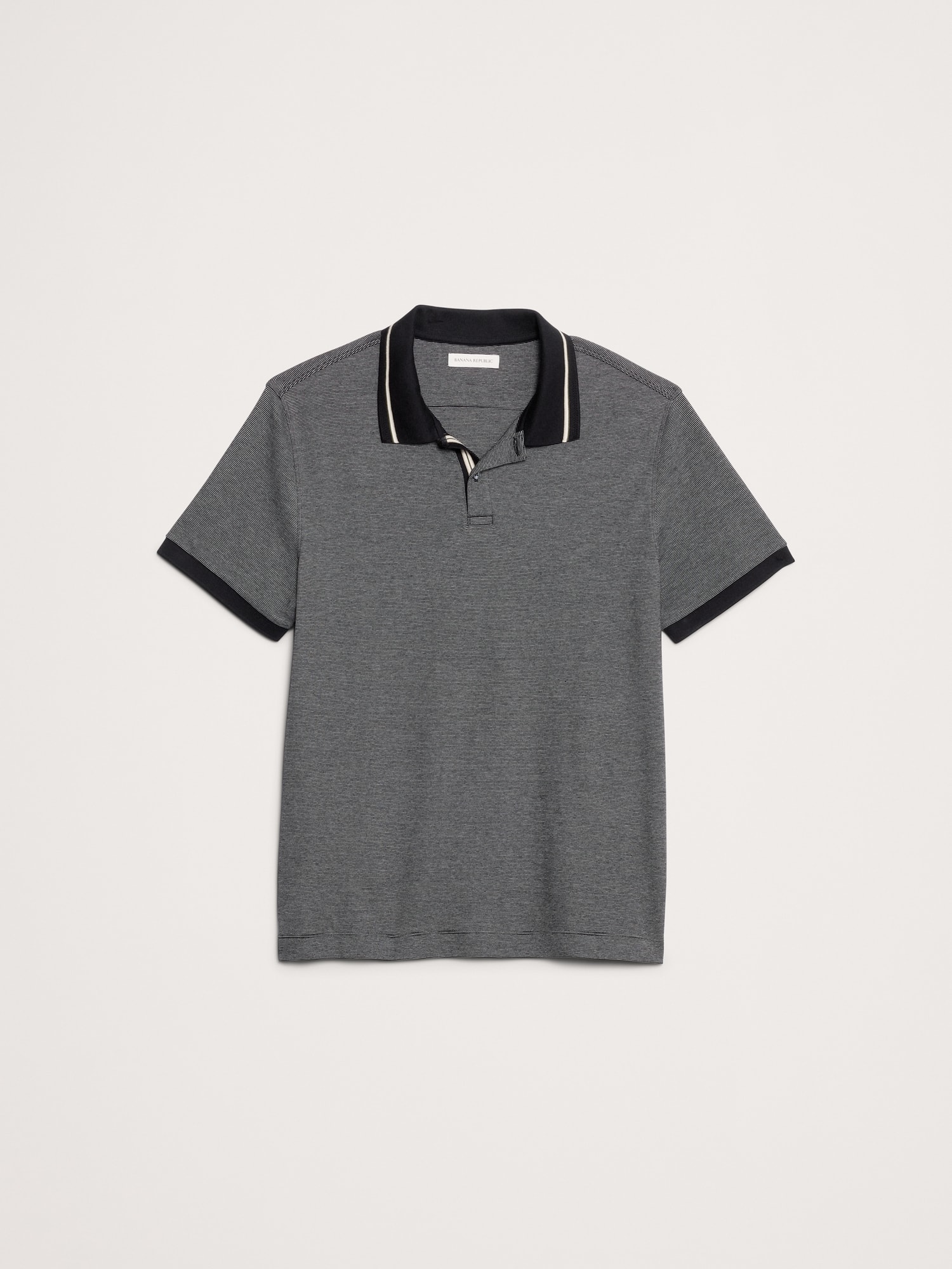 L'image numéro 4 présente Polo luxueux