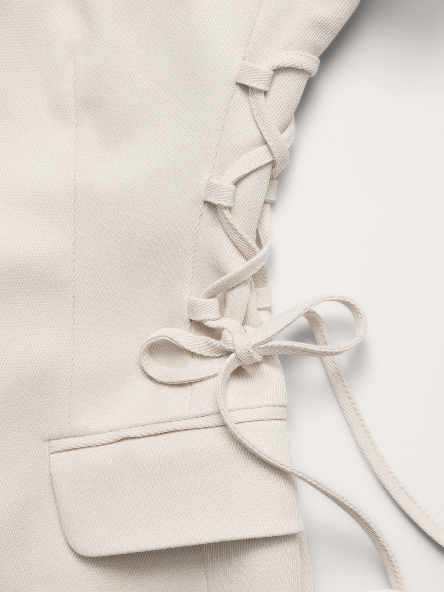 L'image numéro 7 présente Blazer corset à silhouette sablier