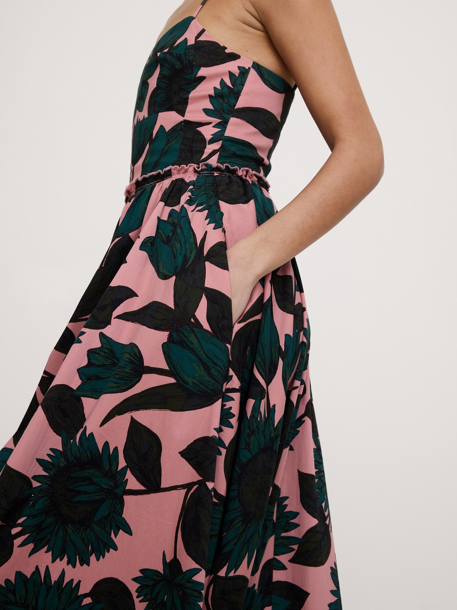 L'image numéro 4 présente Robe longue corset en coton doux