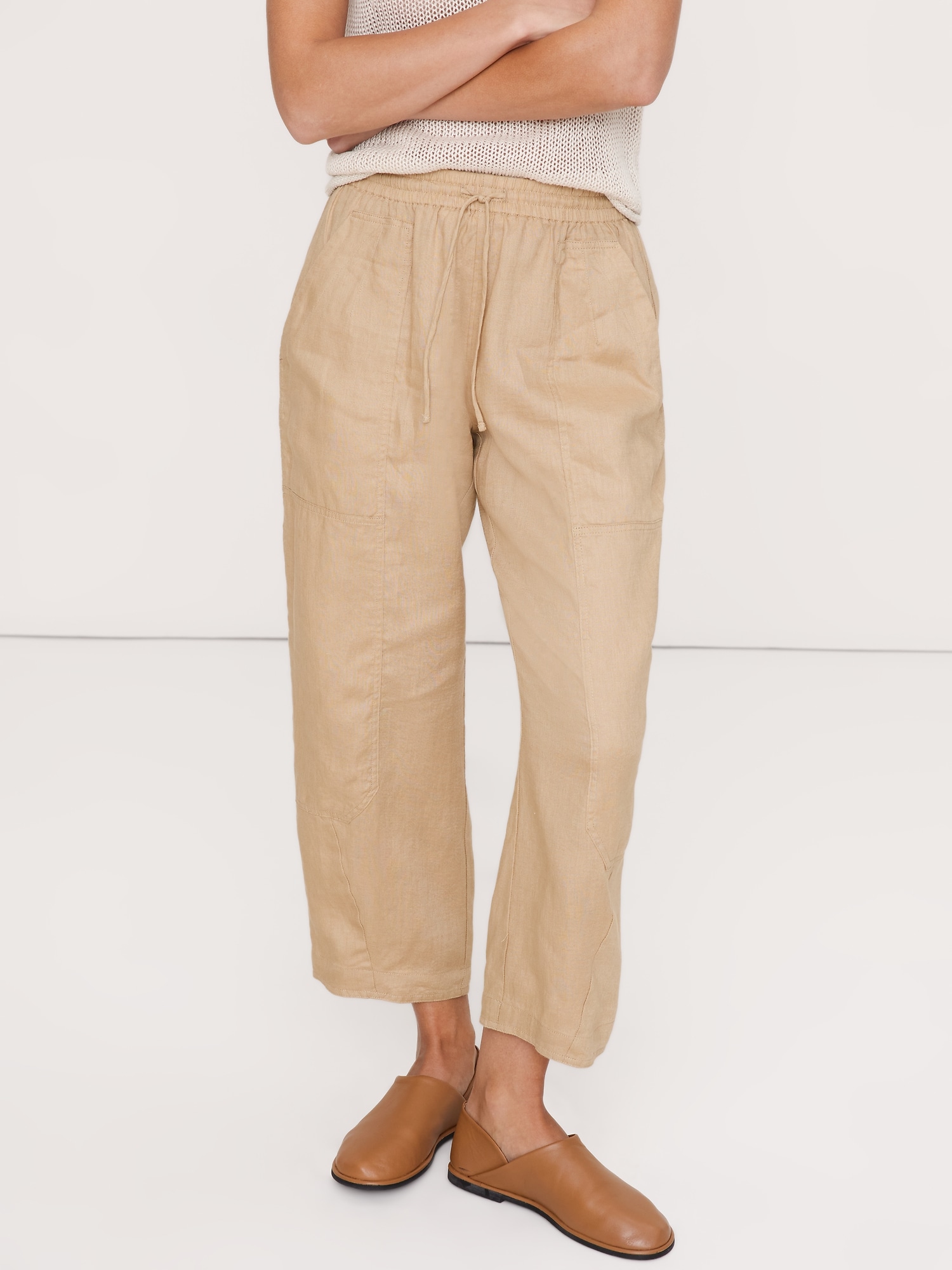 L'image numéro 2 présente Chaussures plates de style sans-gêne en cuir italien