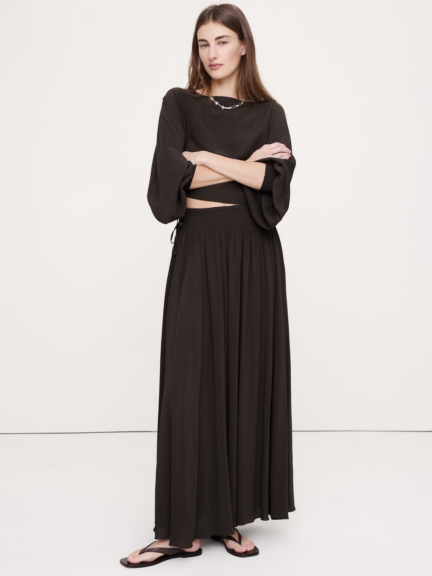 JUPE LONGUE EN CRÊPE GEORGETTE À SMOCKS