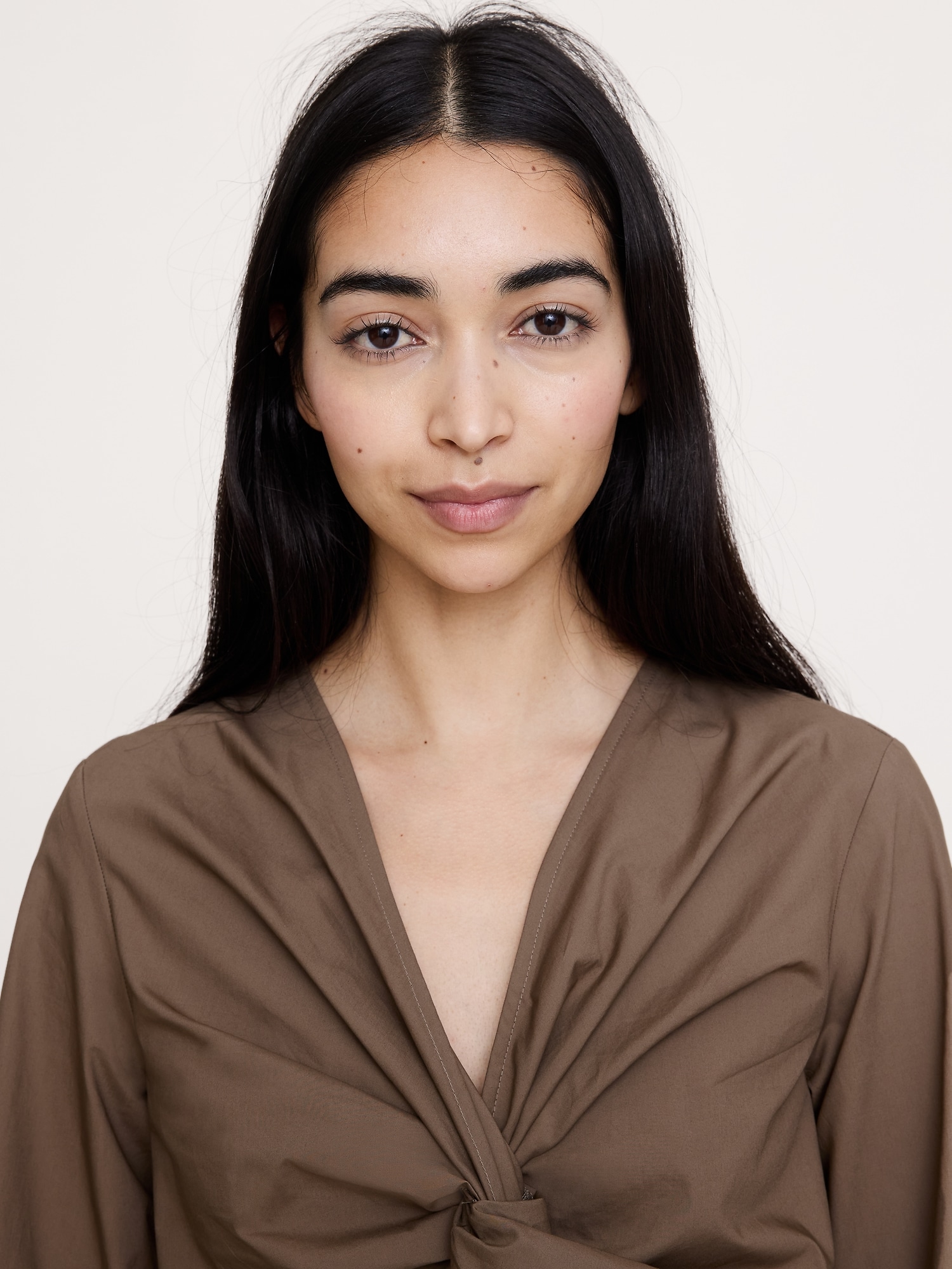 L'image numéro 3 présente Haut torsadé à l’avant en popeline de coton