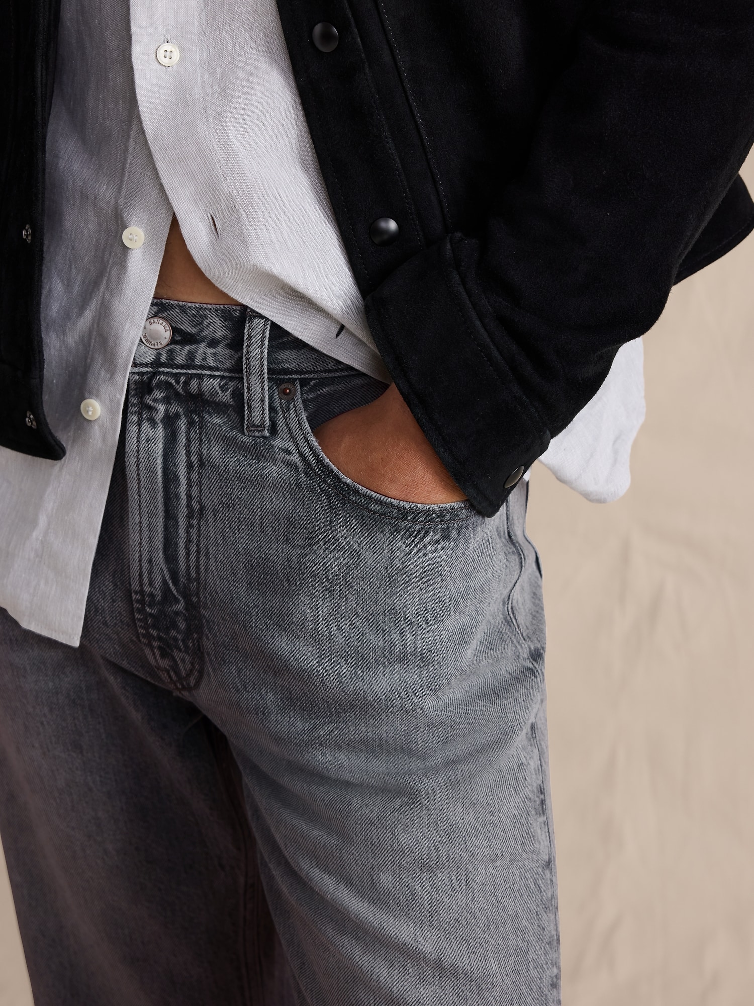 Image number 3 showing, Relaxed-Straight Lightweight Jean