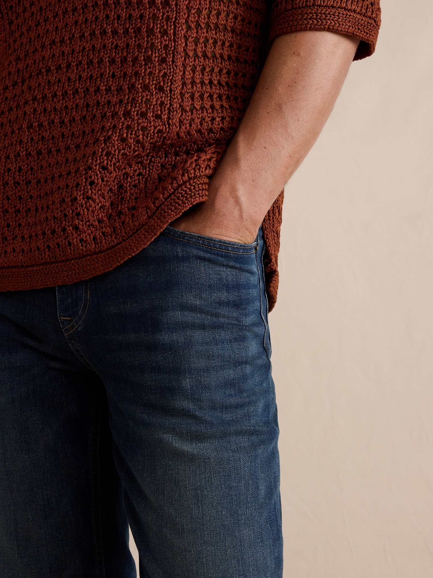 L'image numéro 4 présente Jean Voyageur luxueux à coupe droite