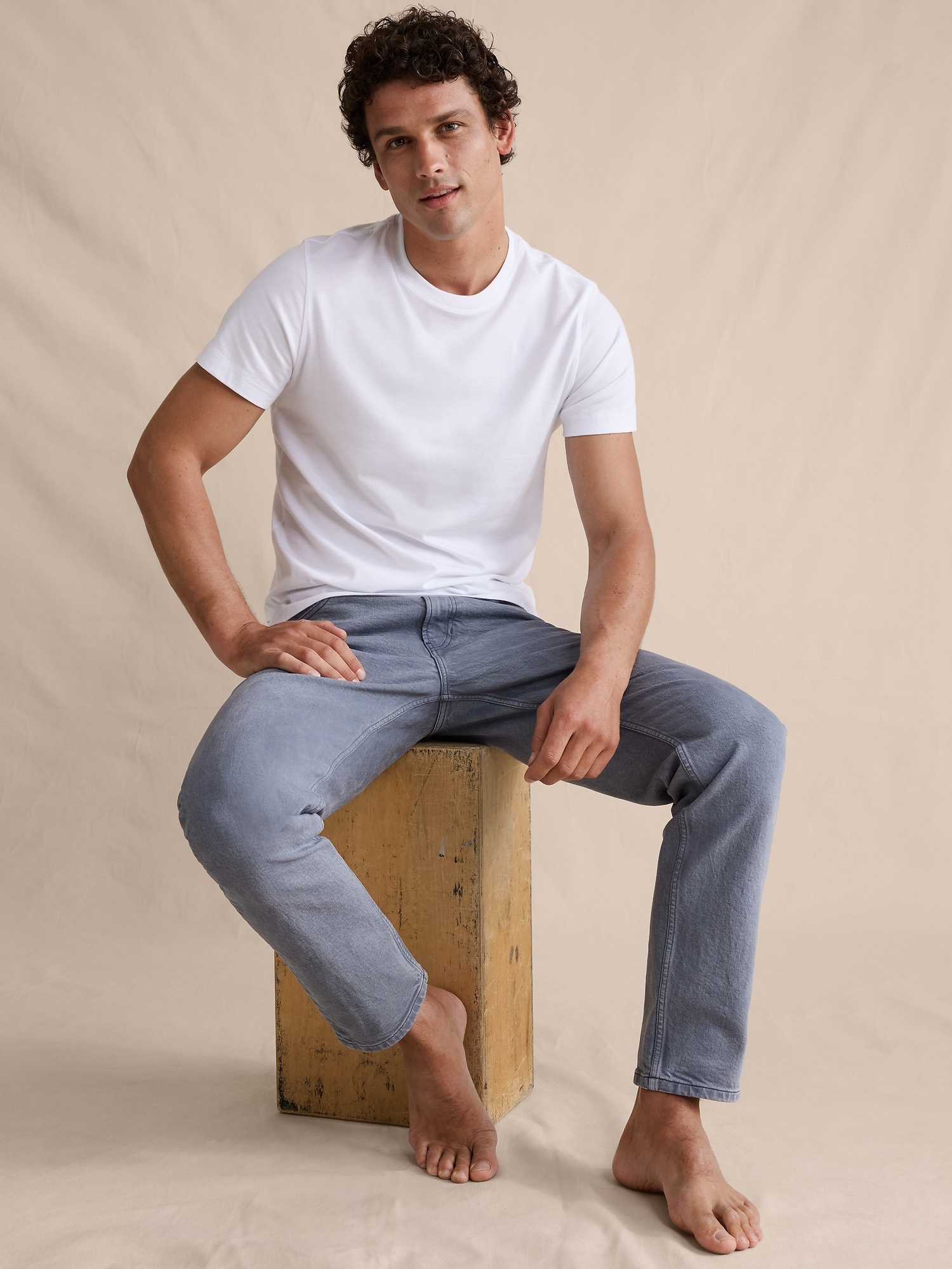 L'image numéro 5 présente Denim authentique, coupe étroite