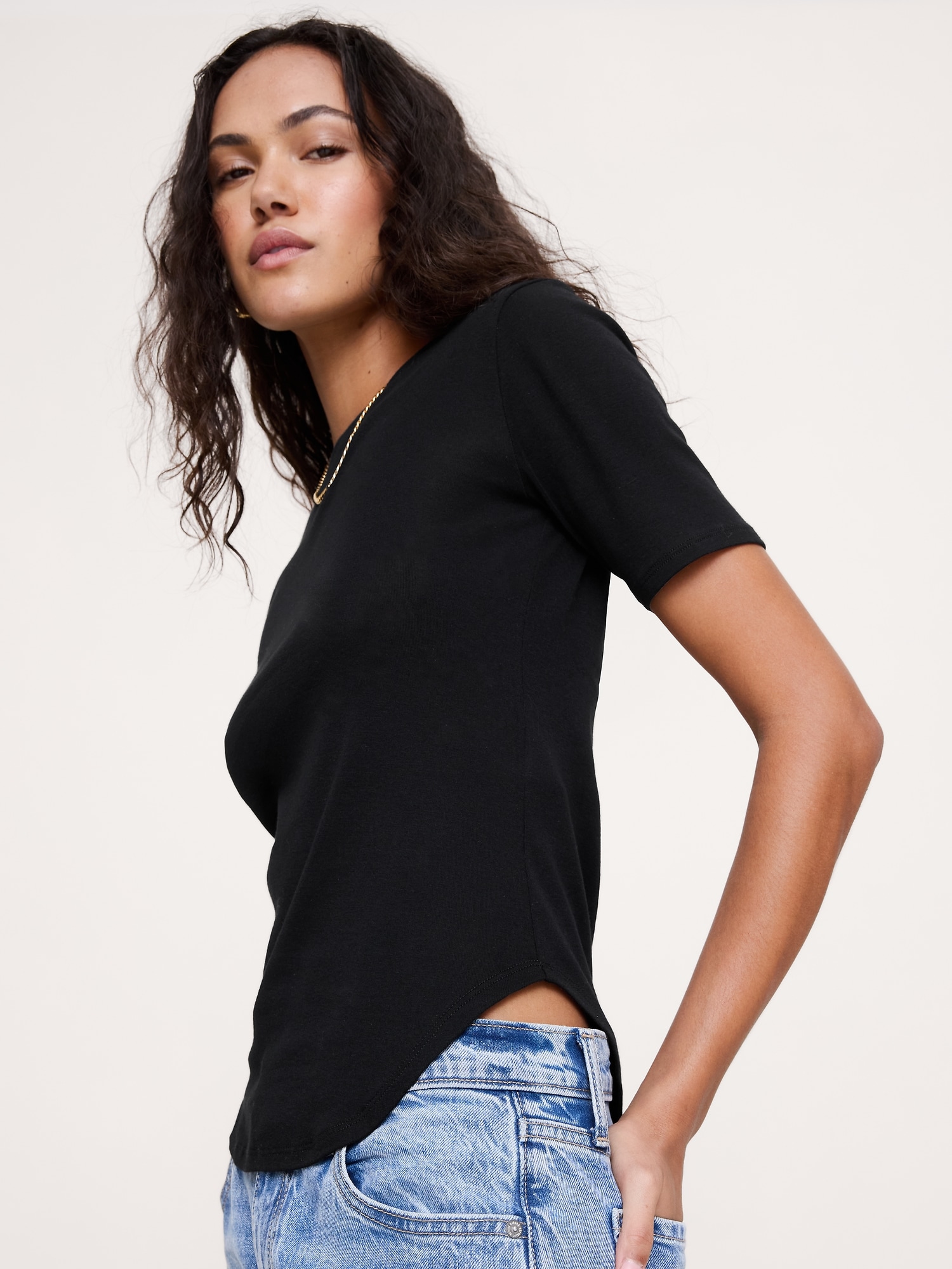 L'image numéro 3 présente T-shirt à manches aux coudes en coton à côtes fines