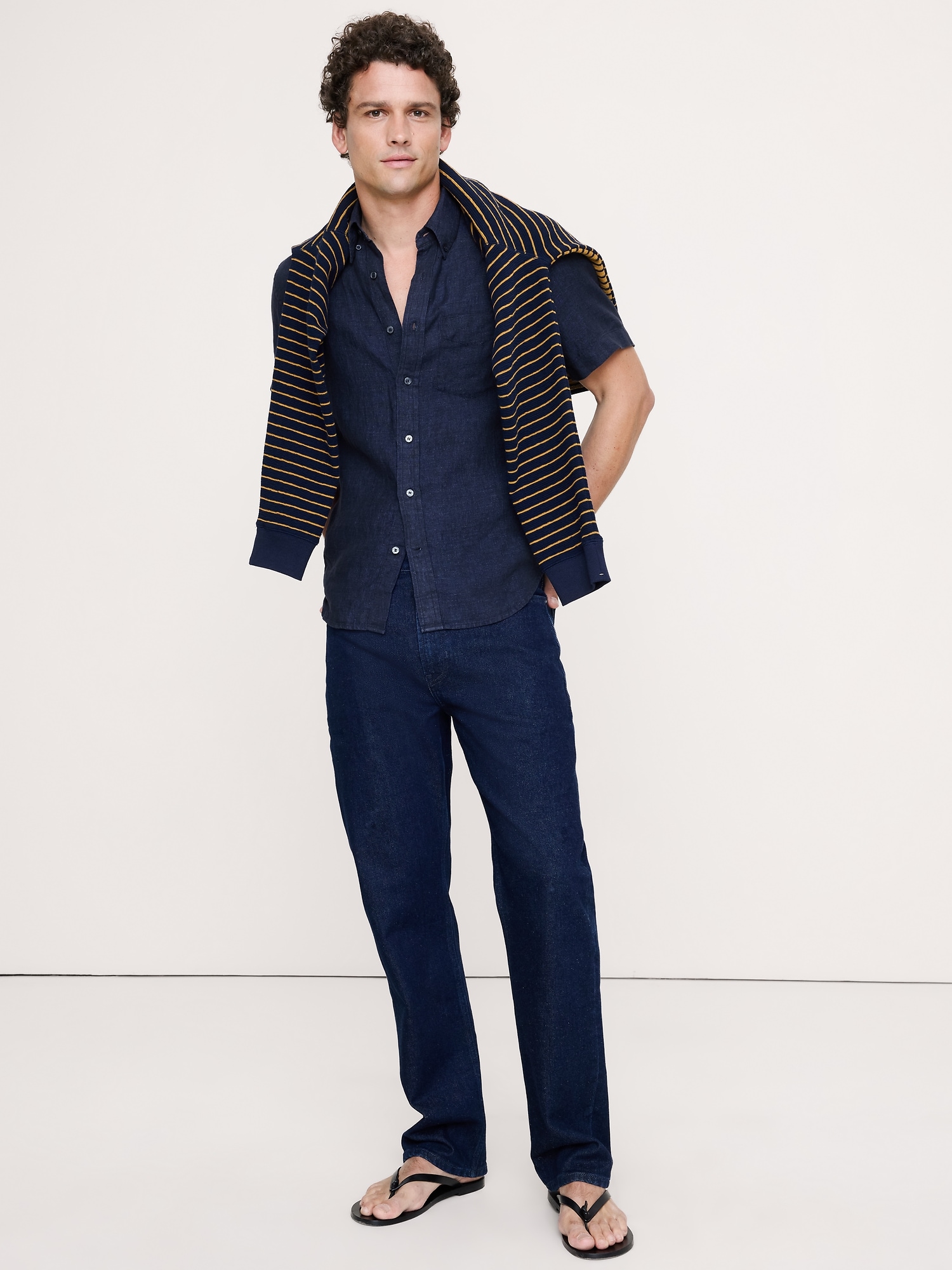 CHEMISE STANDARD À MANCHES COURTES EN LIN