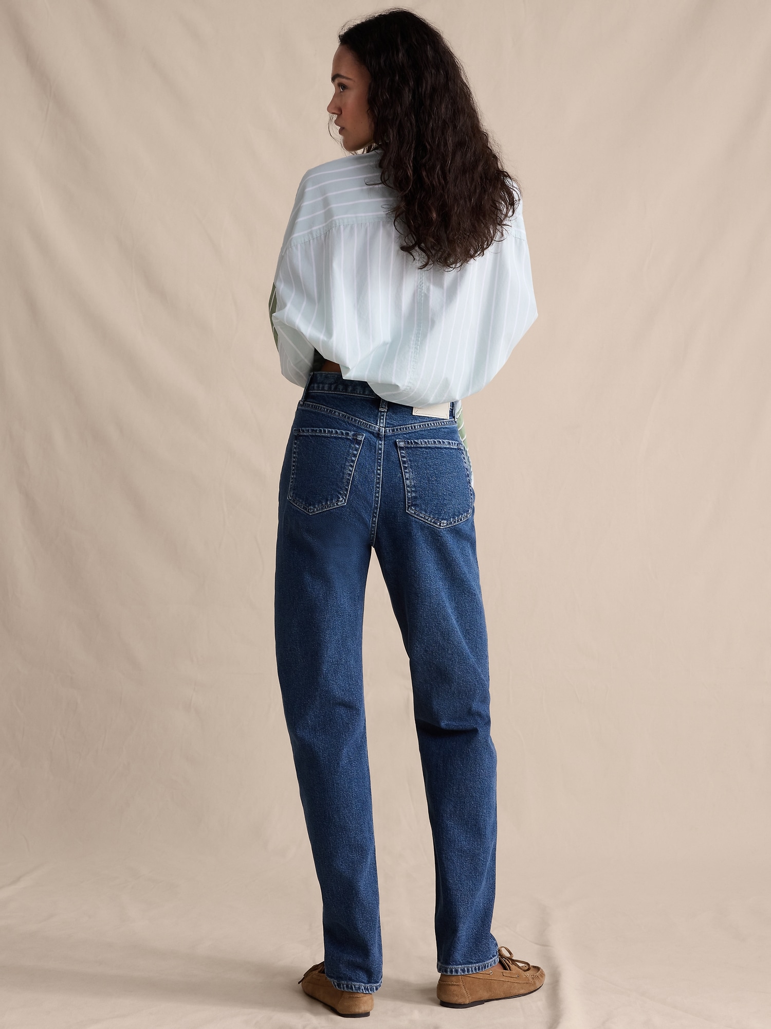 L'image numéro 3 présente Jean droit à taille haute des années 90