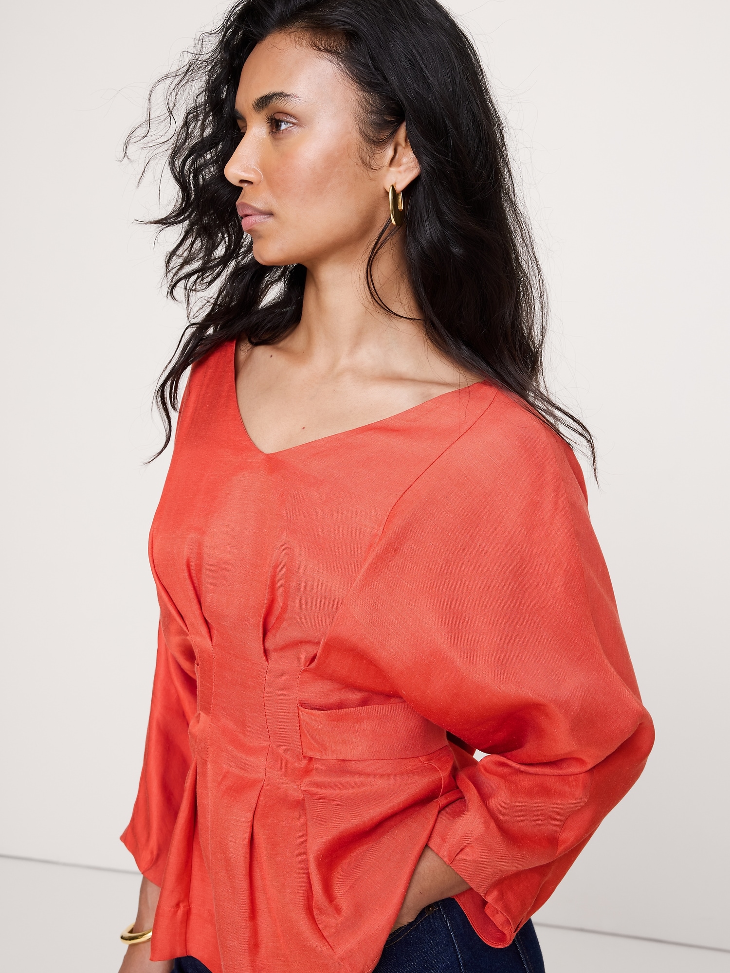Image number 3 showing, Viscose-Linen Pleated Top
