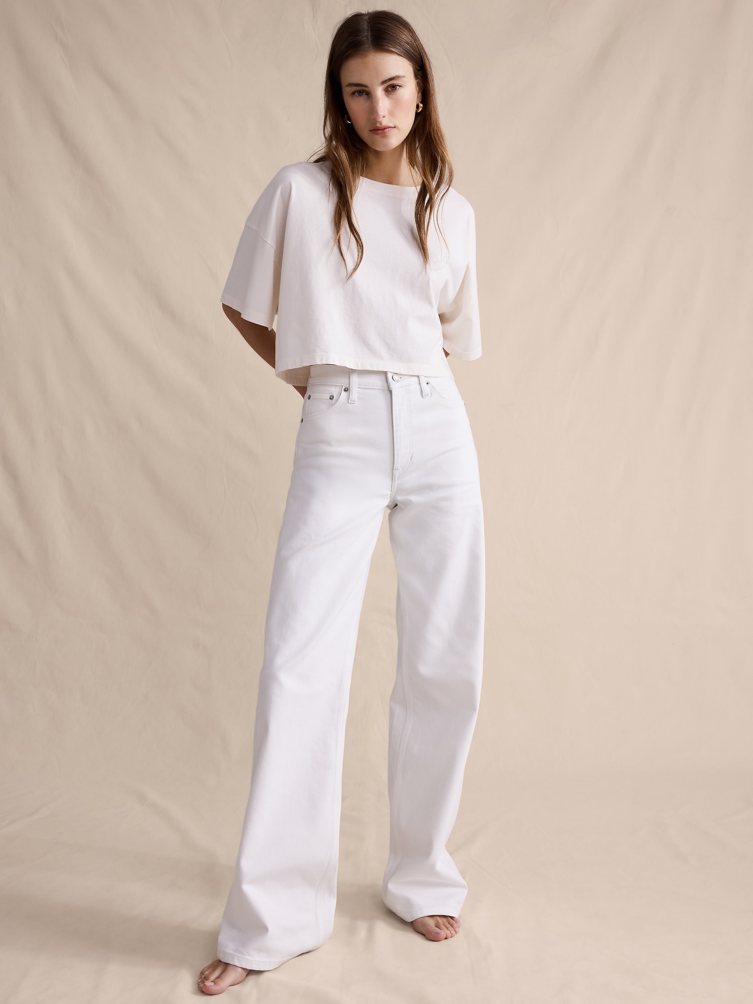 L'image numéro 5 présente Le célèbre jean classique à jambe large