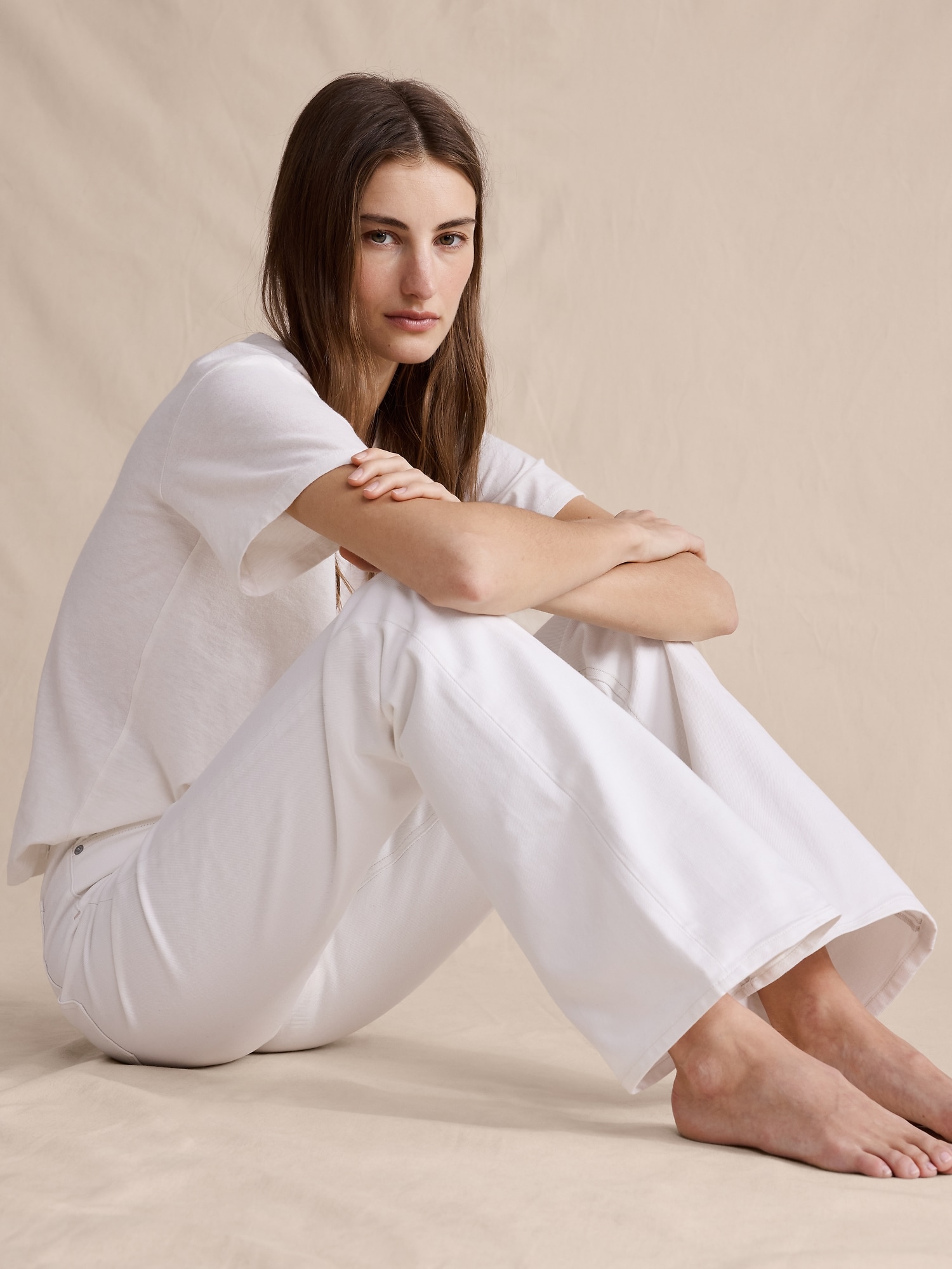 L'image numéro 5 présente Jean semi-évasé à taille haute