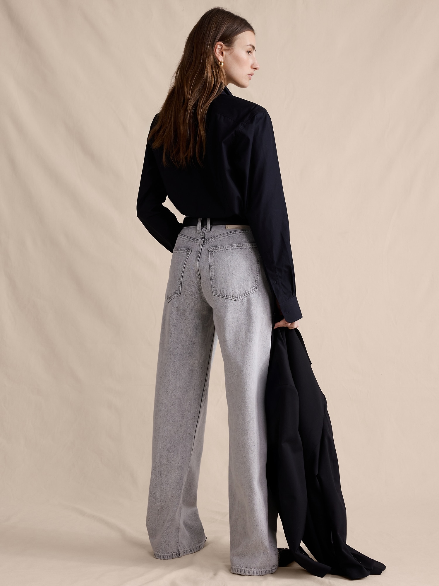 Image number 3 showing, Low-Rise Baggy-Straight Lightweight Jean