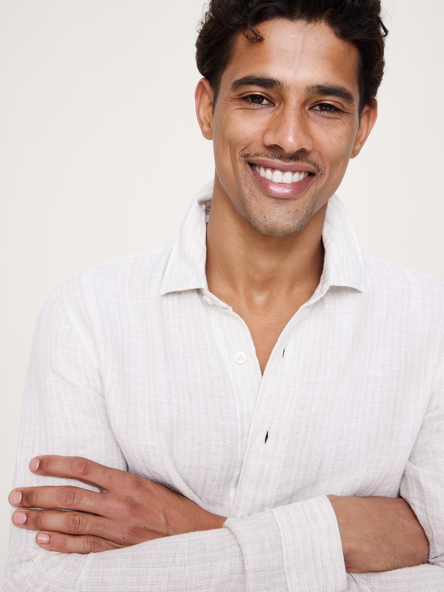 Image number 5 showing, Standard-Fit Textured Linen-Cotton Shirt