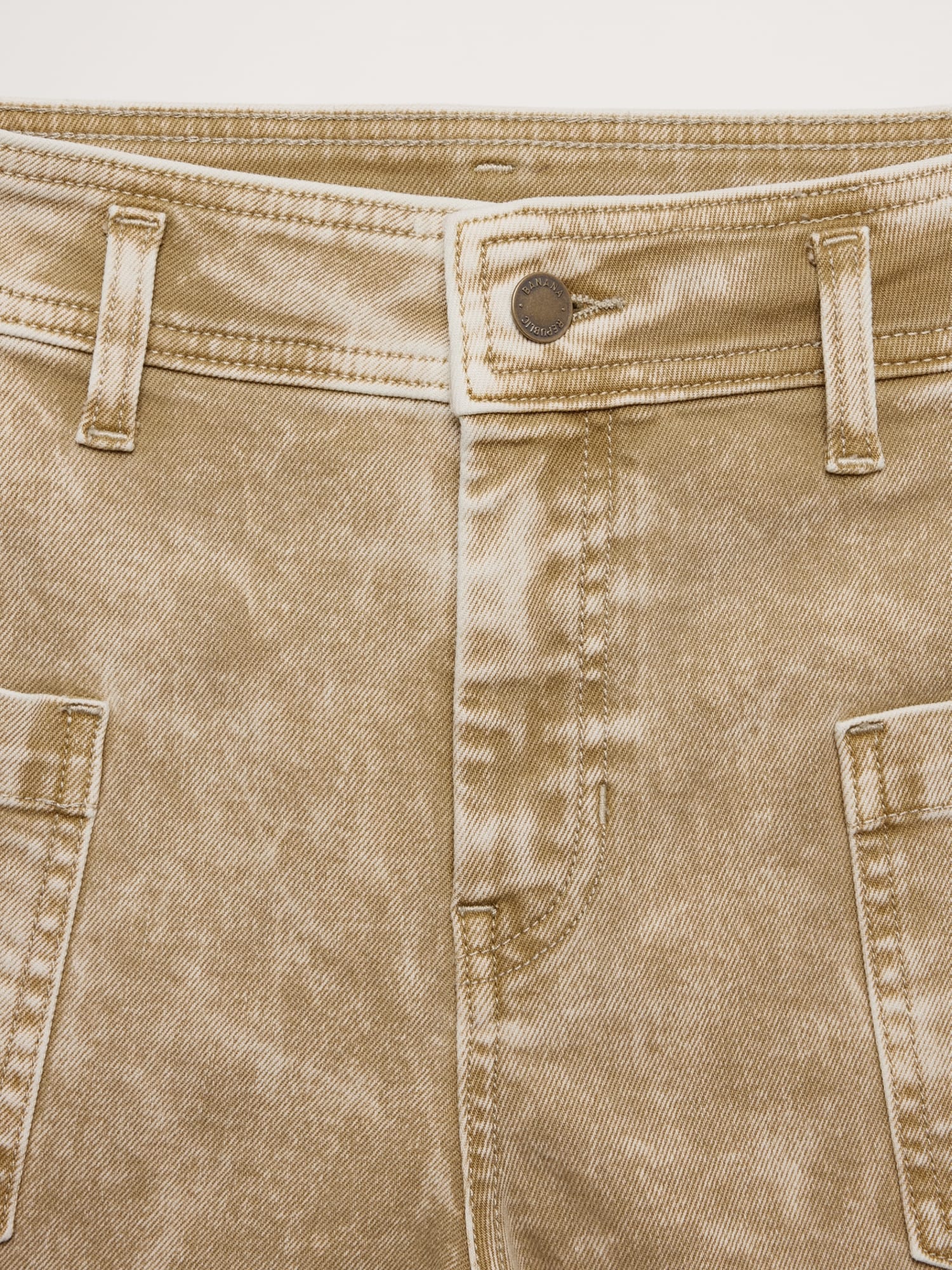 Image number 6 showing, Mid-Rise Wide-Leg Marbled Jean with Raw Hem