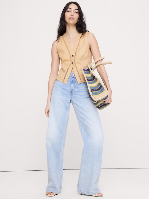GILET EN LIN BORDÉ DE DENTELLE