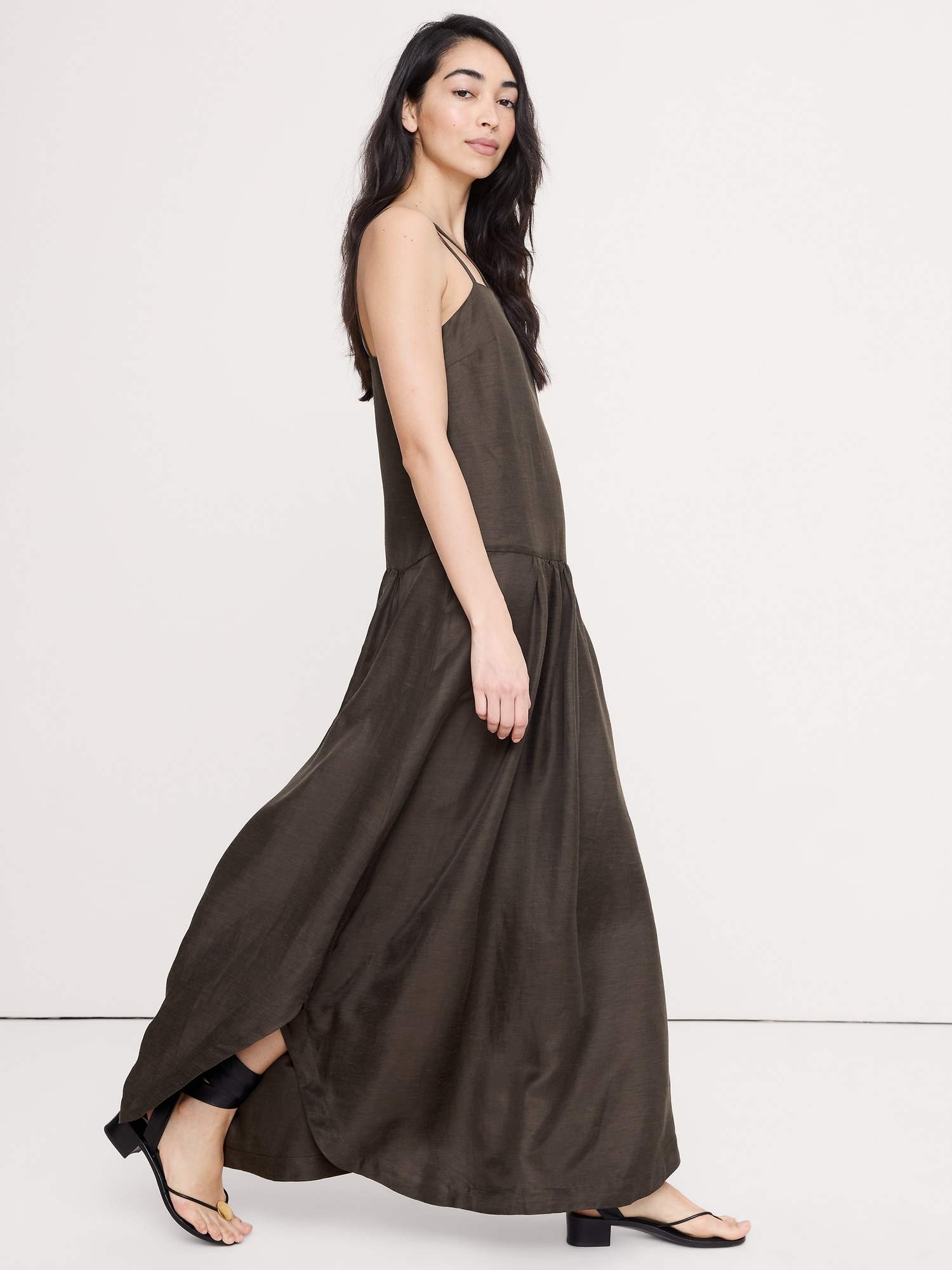 Image number 6 showing, Viscose-Linen Drop-Waist Maxi Dress