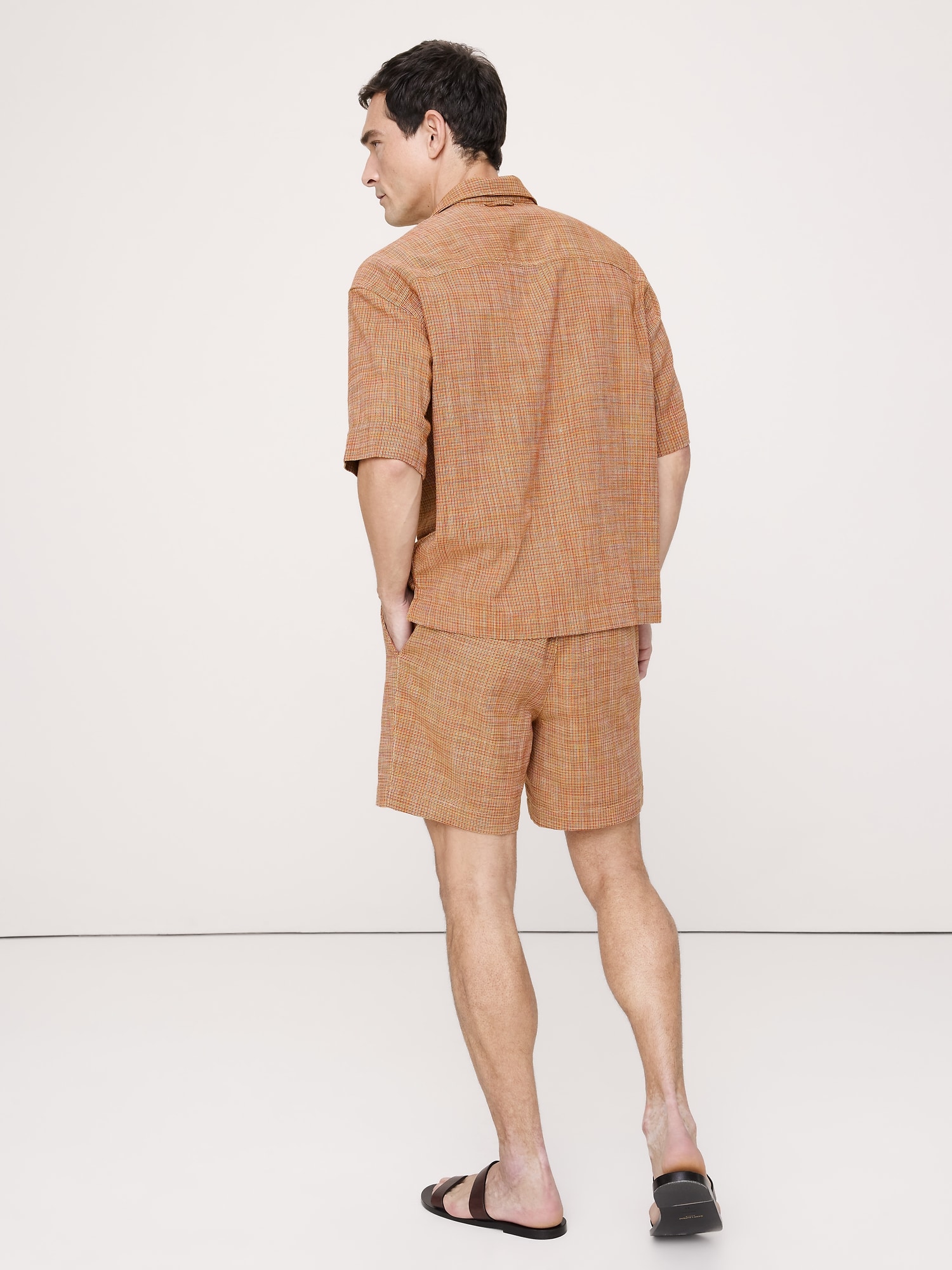 Image number 2 showing, 7" Plaid Pull-On Short