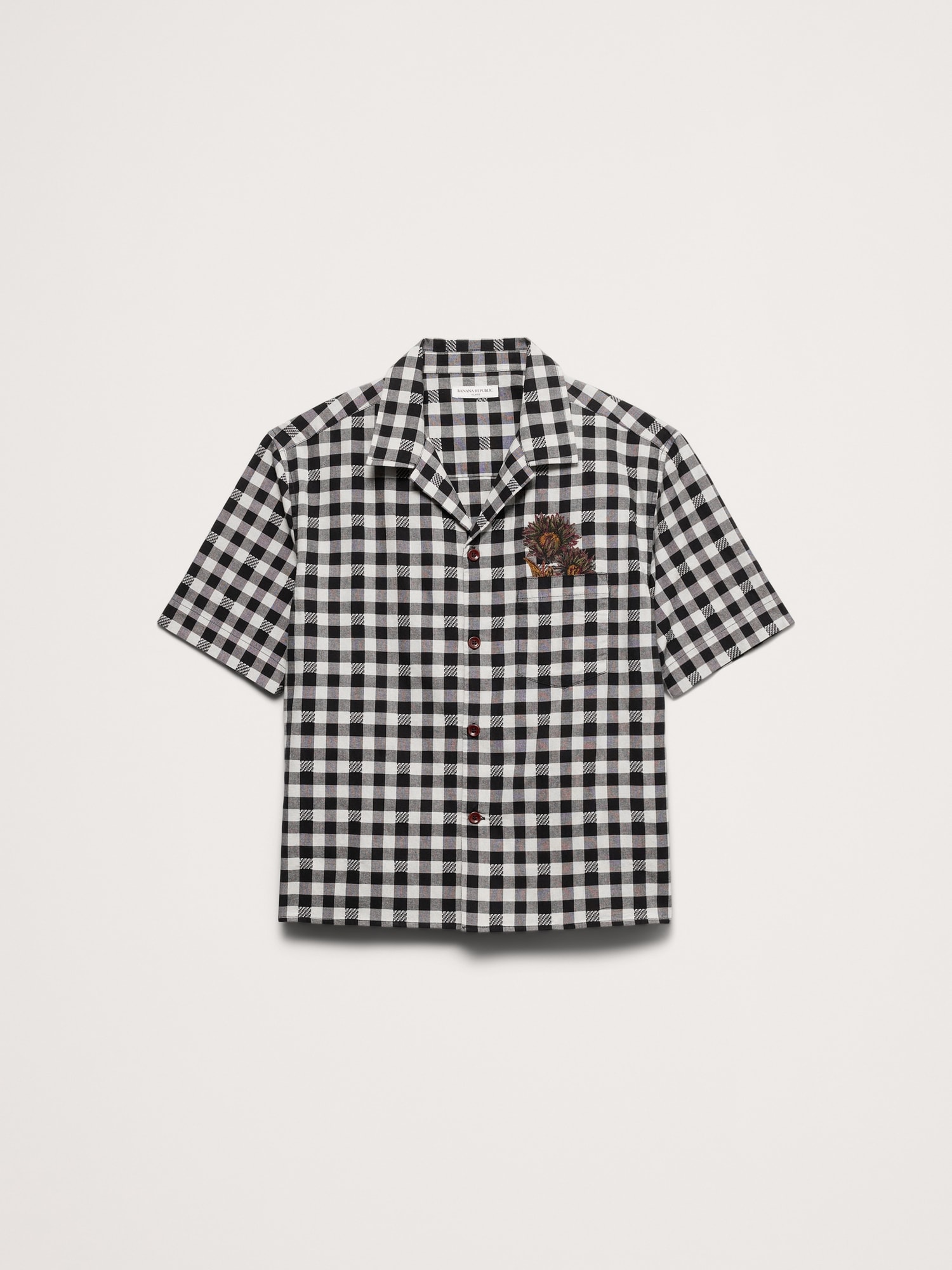 L'image numéro 4 présente Chemise de vacances décontractée en coton brodé