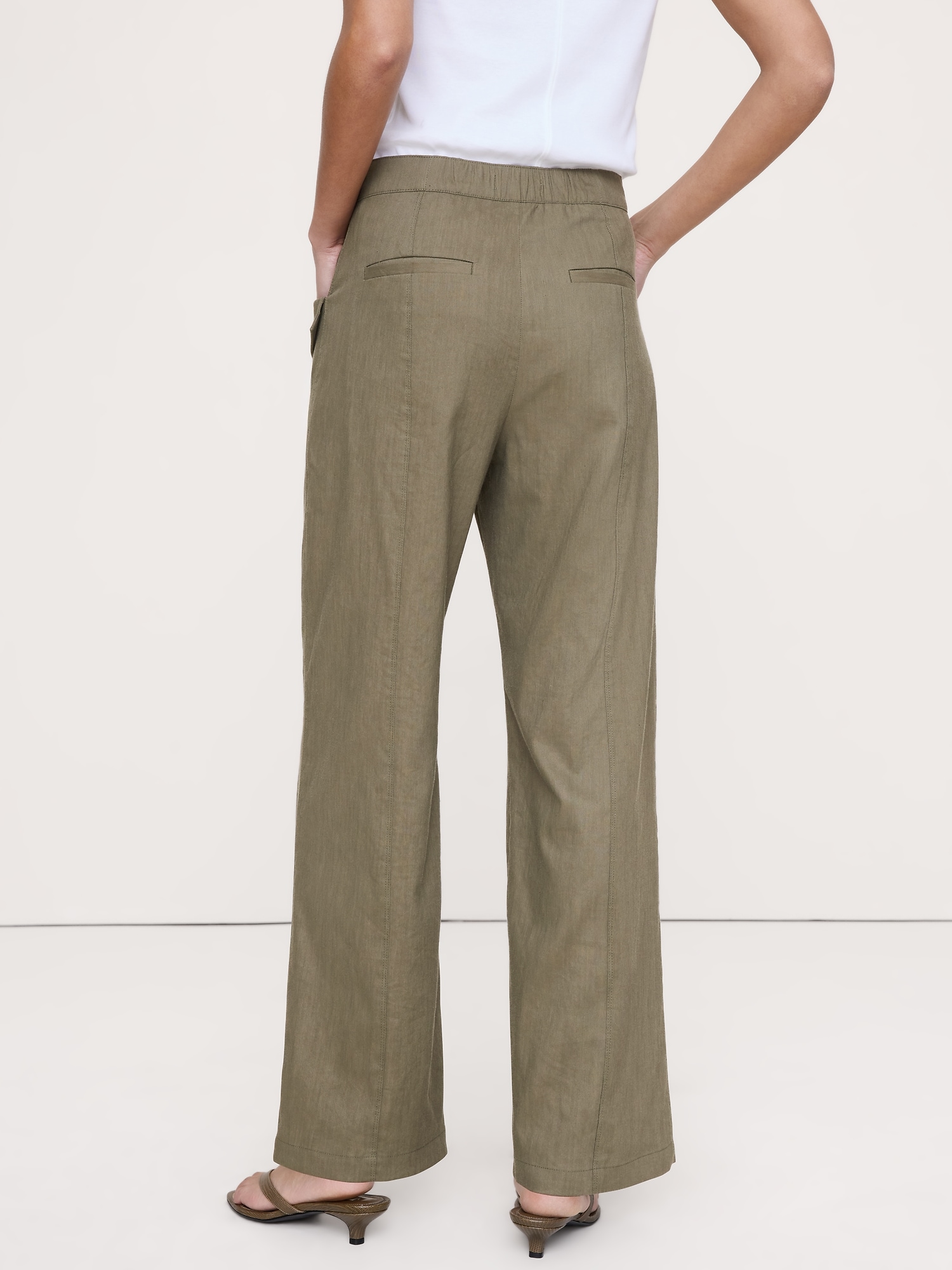 Image number 8 showing, Mid-Rise Straight Utility Pant in Stretch Linen-Viscose