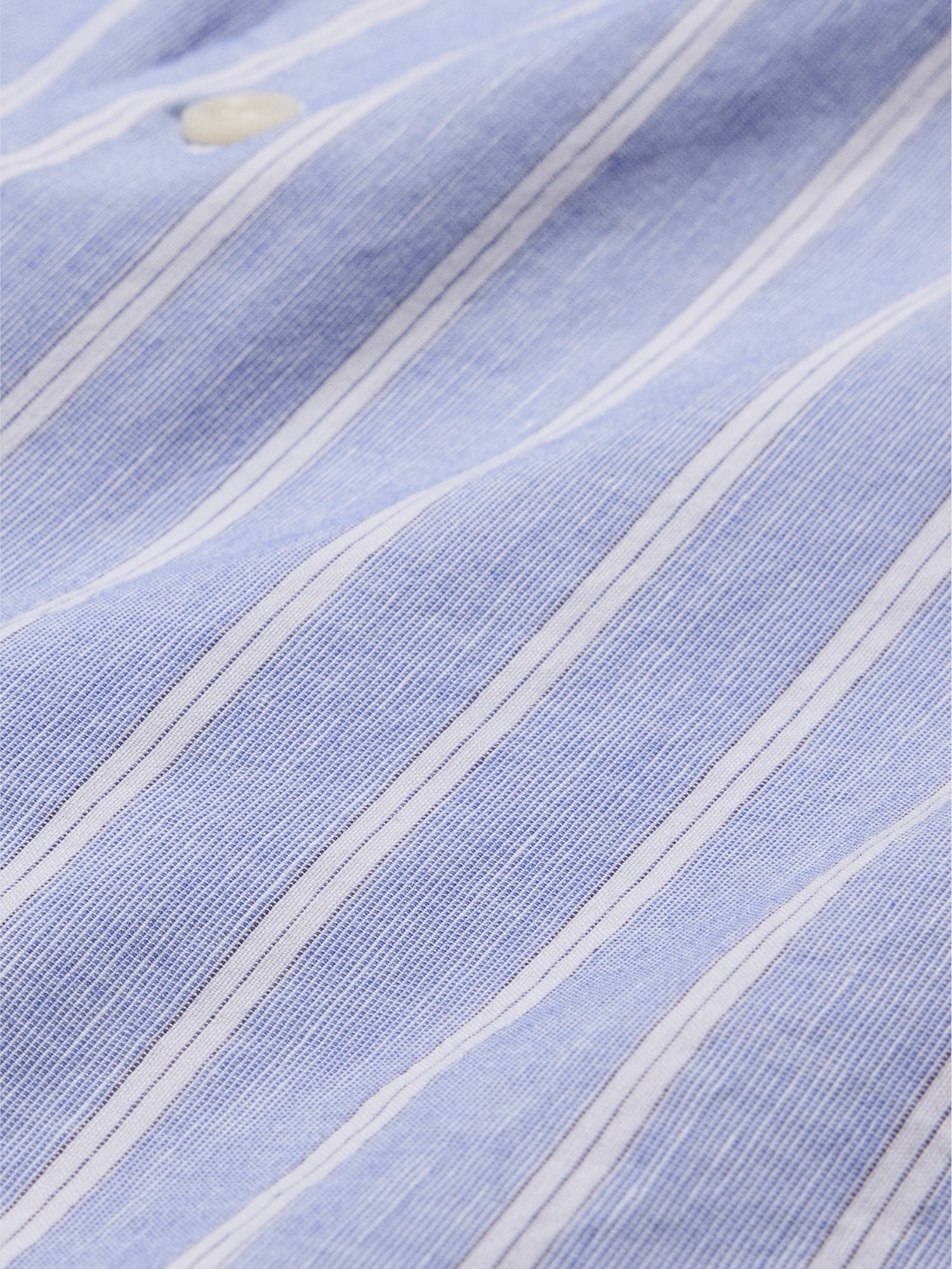 Image number 2 showing, Slim-Fit Linen-Cotton Dress Shirt
