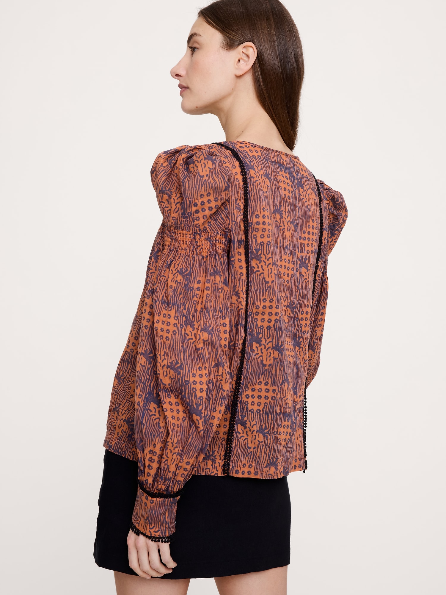 Image number 4 showing, Lightweight Cotton Puff-Sleeve Top