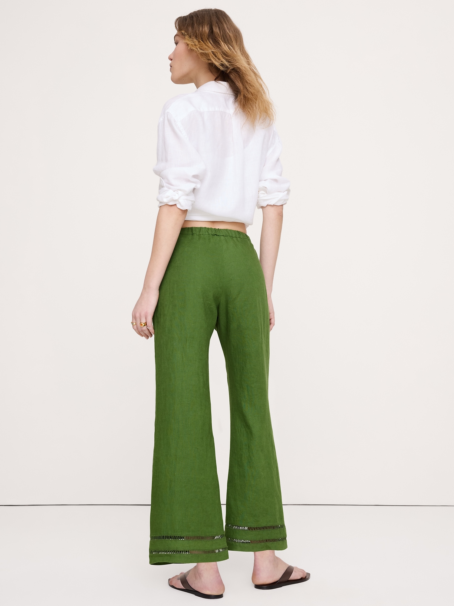 Image number 2 showing, Mid-Rise Kick-Flare Linen Ankle Pant