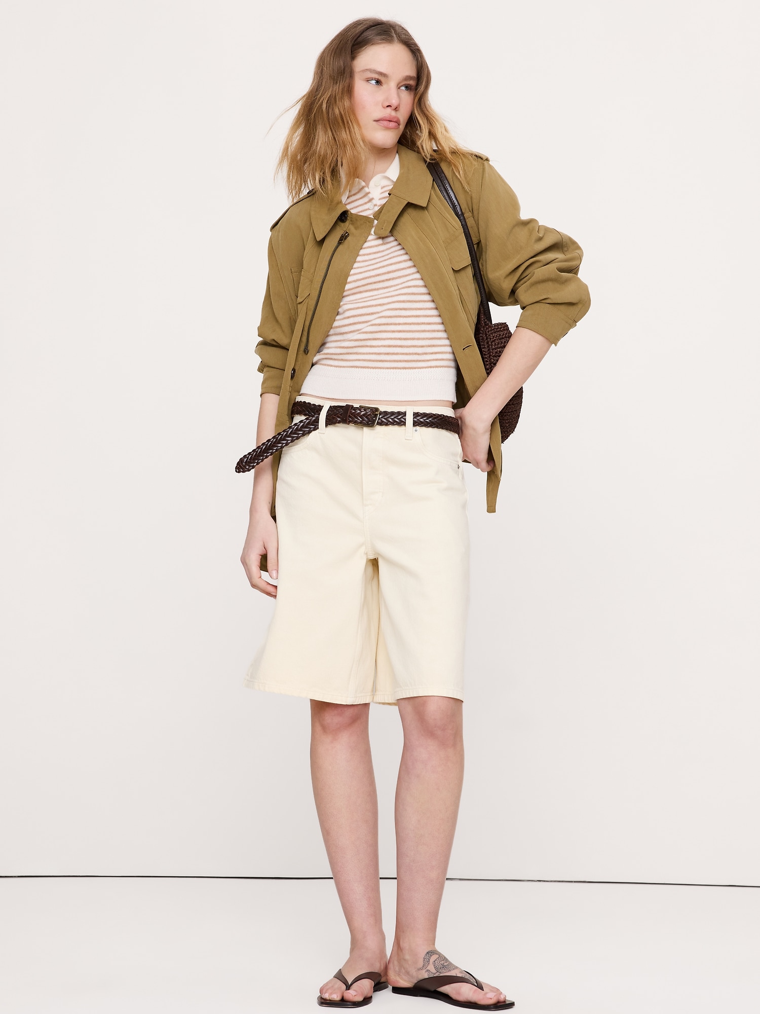 L'image numéro 4 présente Polo léger en cachemire à manches courtes