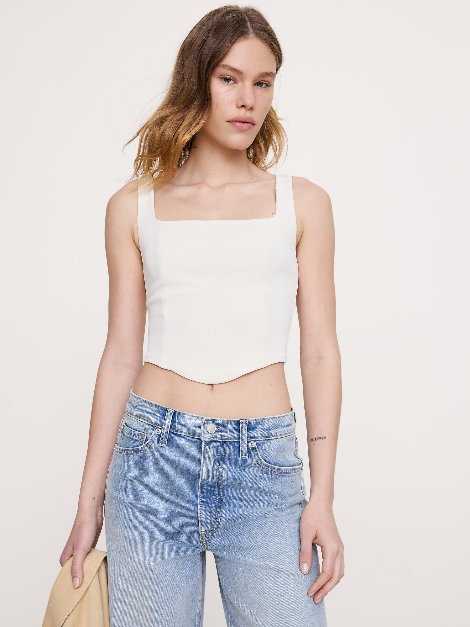 L'image numéro 1 présente Camisole corset extensible effet sculptant