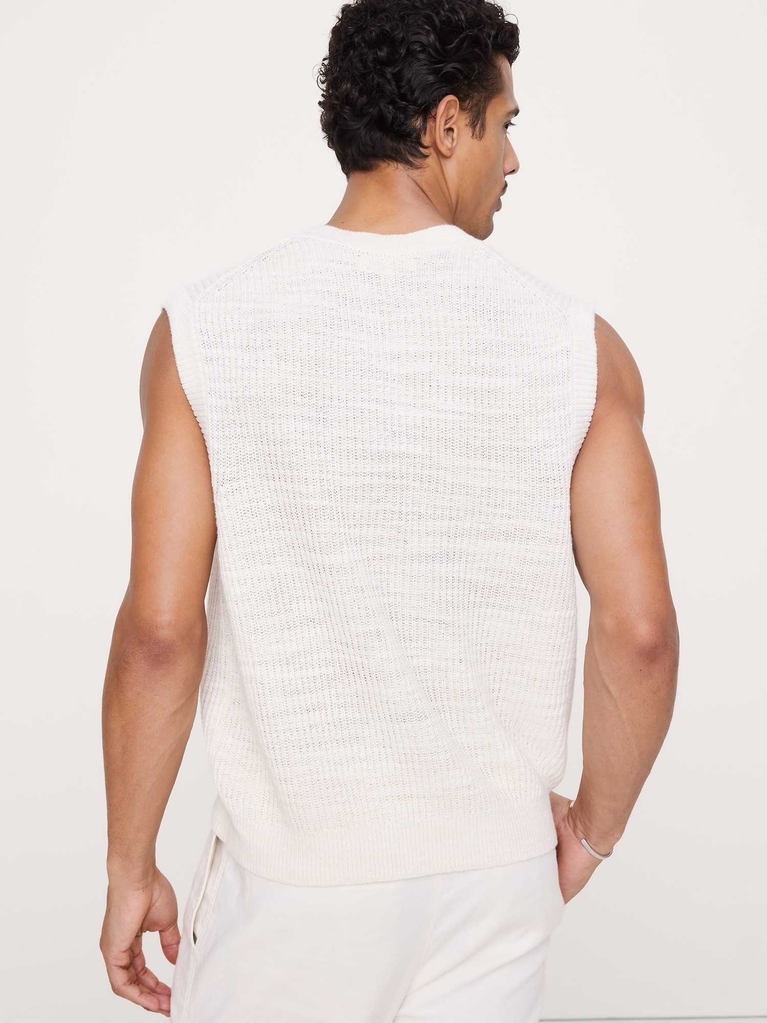 Image number 3 showing, Cotton-Linen Slub V-Neck Sweater Vest