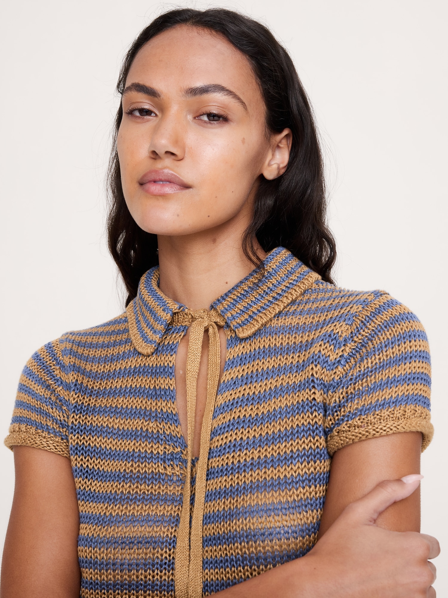 L'image numéro 5 présente Polo à col noué en lin héritage