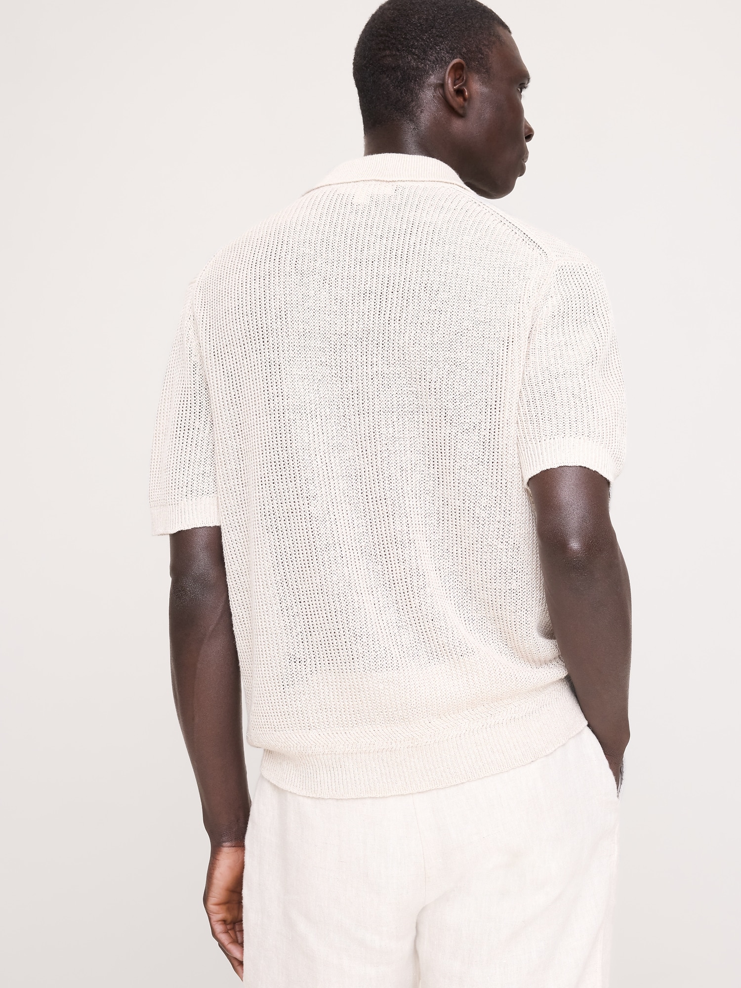 L'image numéro 6 présente Polo en lin et coton à col polo tricoteuse