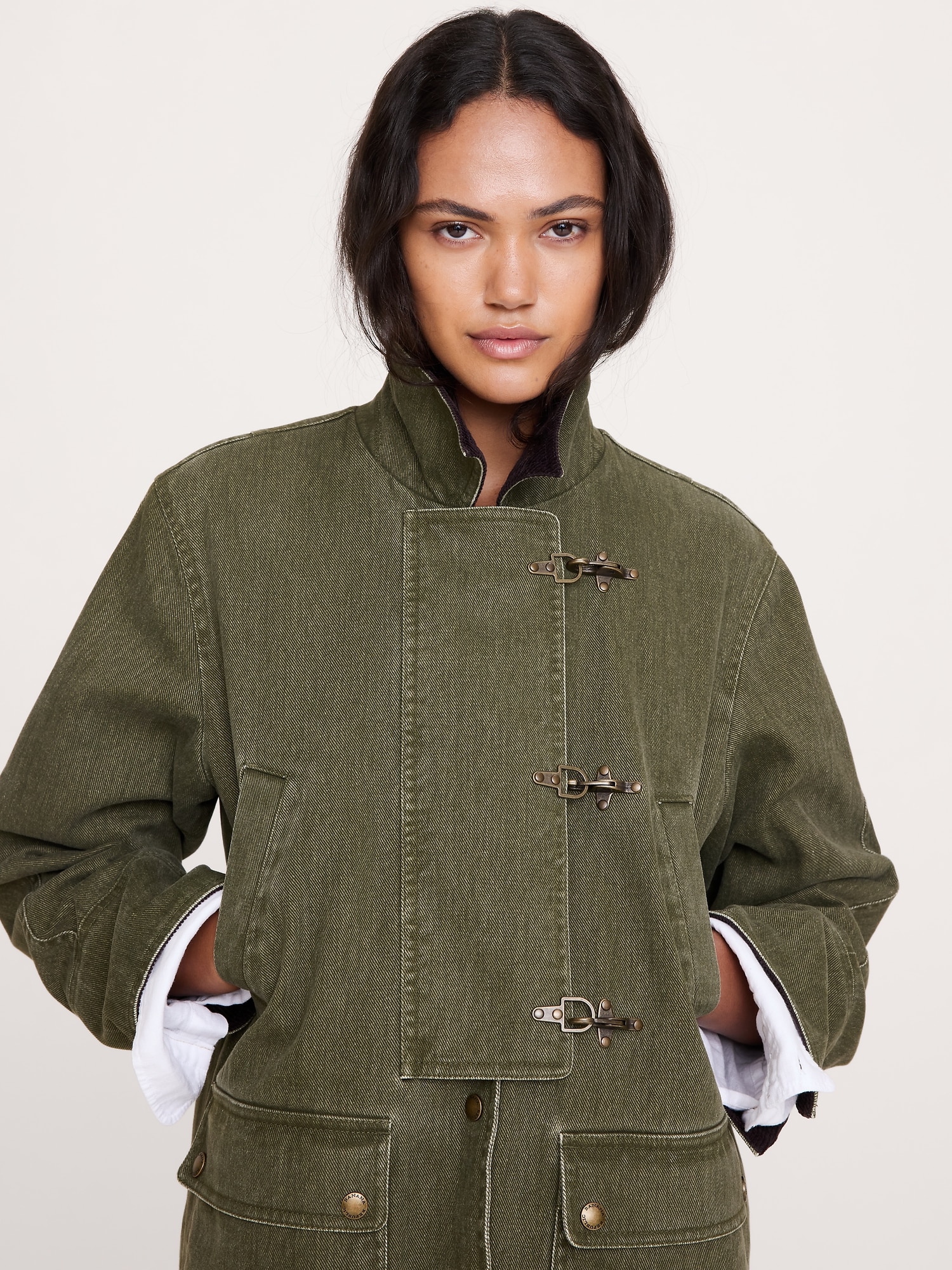 L'image numéro 8 présente Manteau de grange