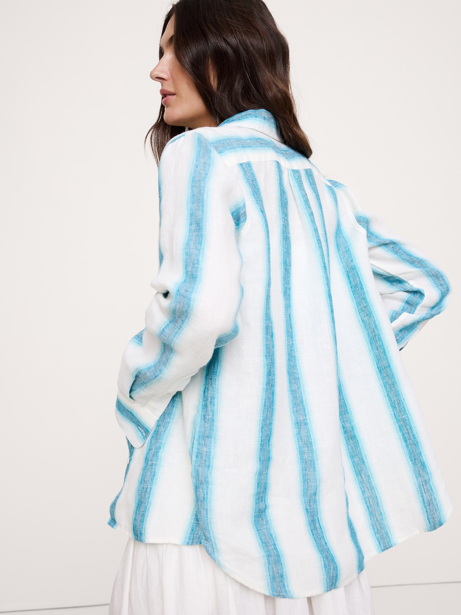 L'image numéro 2 présente Chemisier de tous les jours en lin