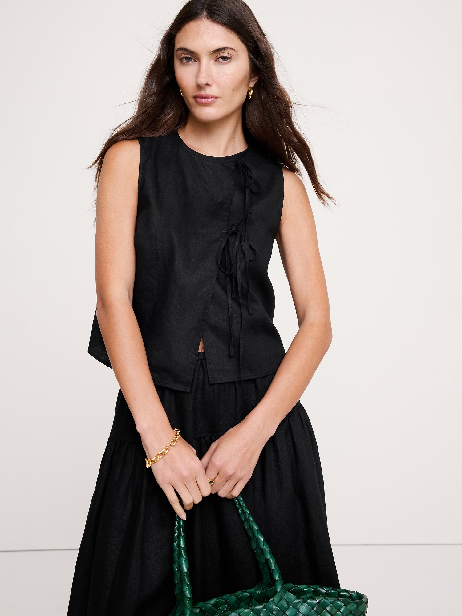 L'image numéro 1 présente Camisole à double lien en lin