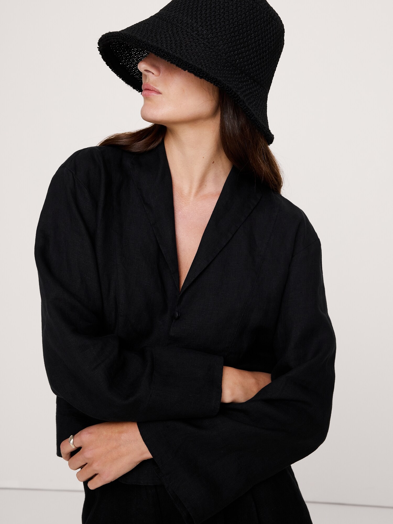 L'image numéro 4 présente Haut en lin