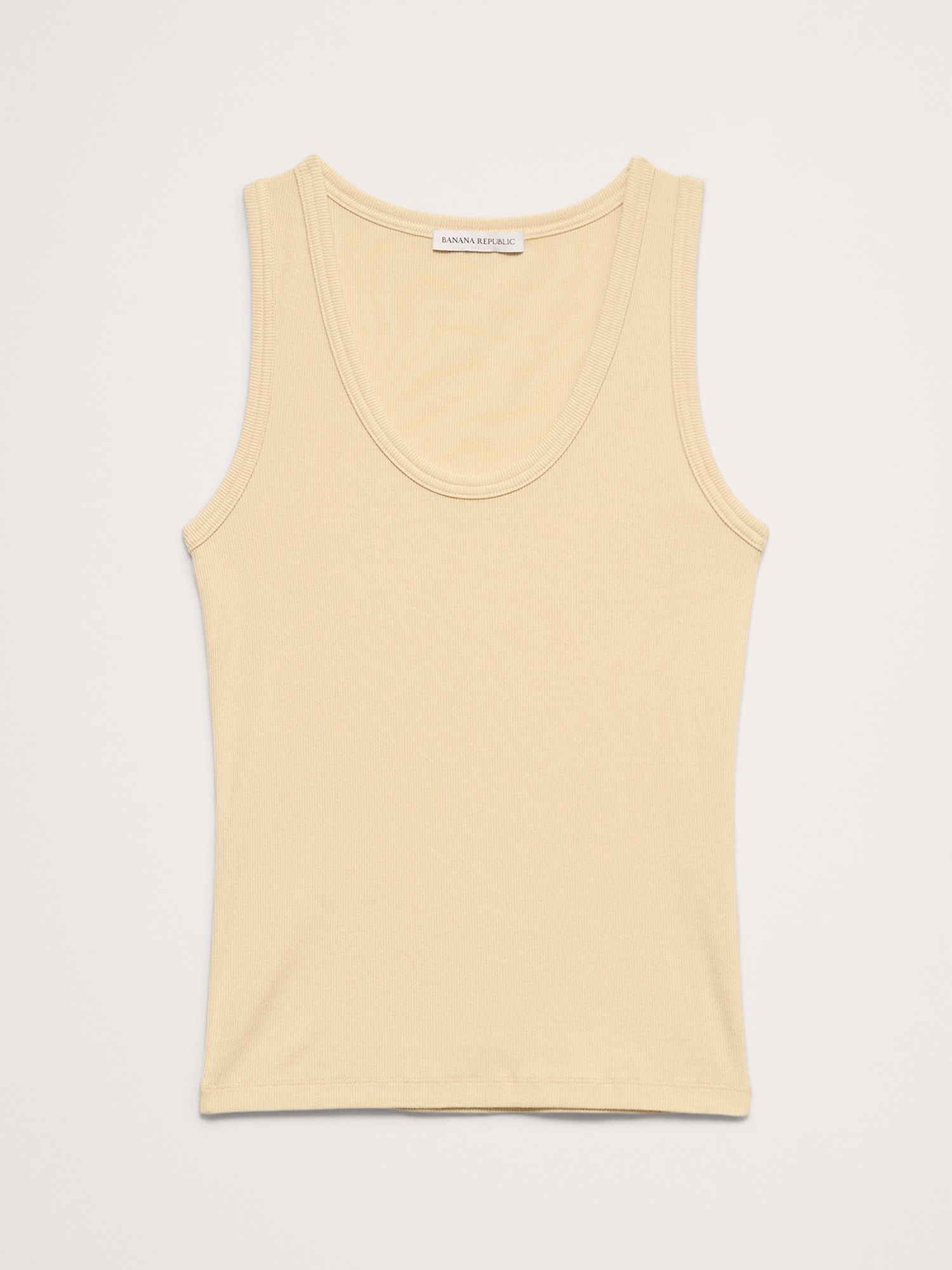 L'image numéro 8 présente Camisole à encolure dégagée en tricot côtelé