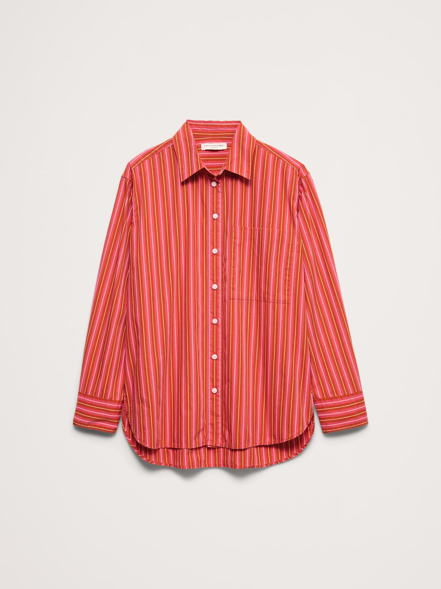 L'image numéro 5 présente Le chemisier surdimensionné