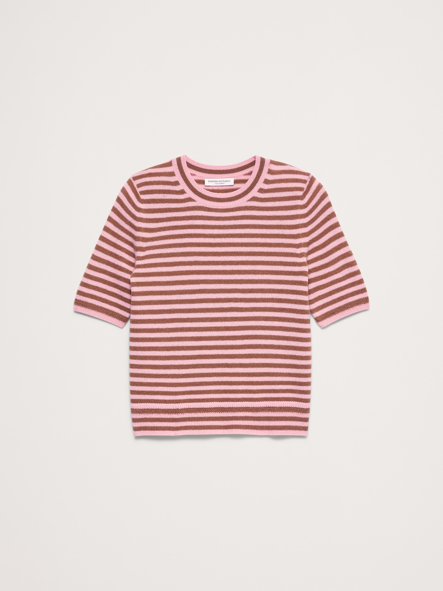 L'image numéro 2 présente Chandail à manches courtes en cachemire léger