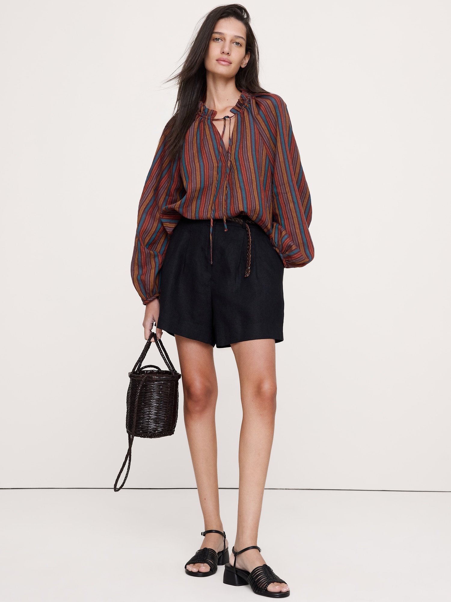 Image number 3 showing, Linen Ruffle-Neck Top