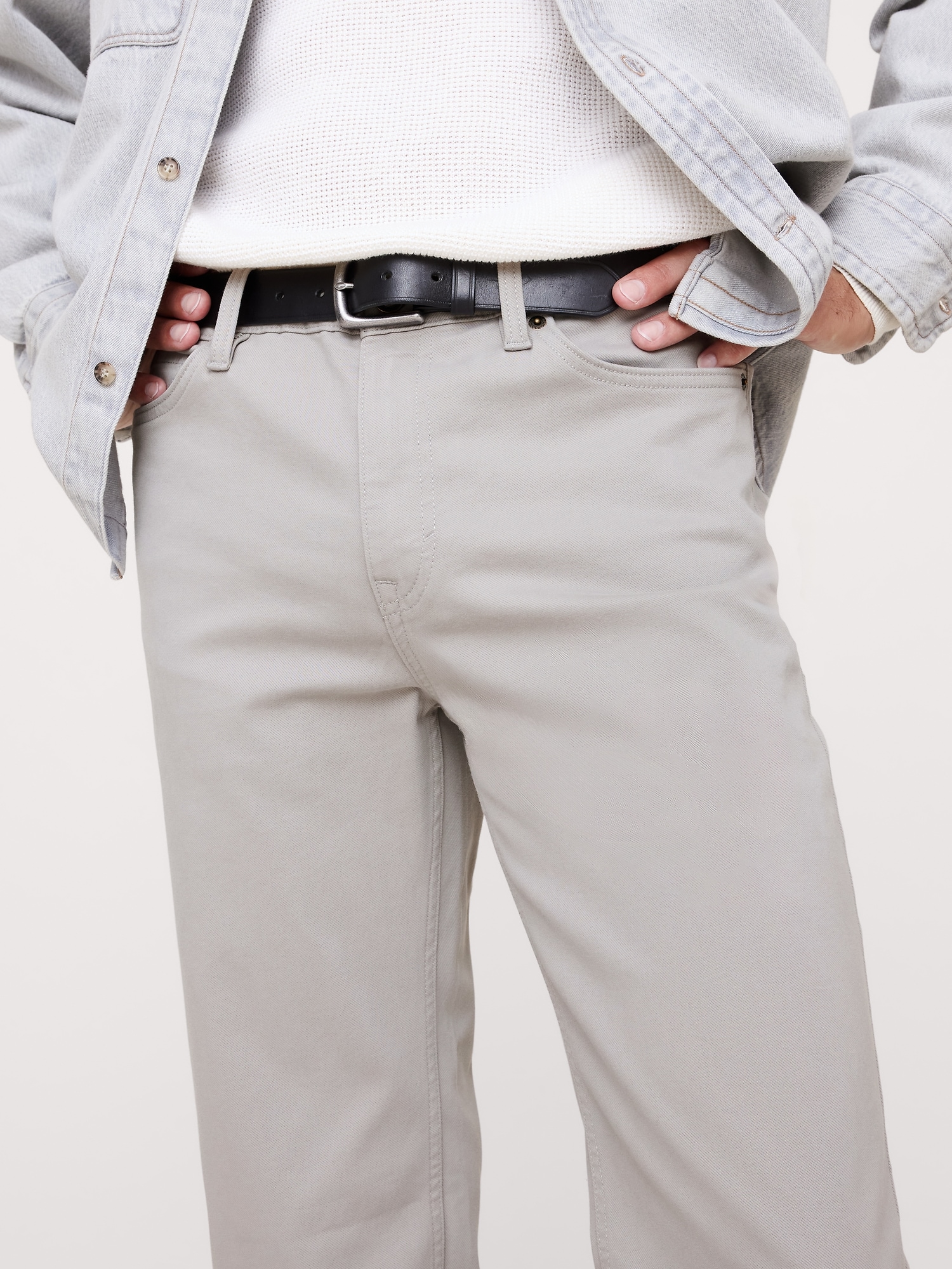 L'image numéro 3 présente Pantalon Voyageur 2.0 à coupe droite