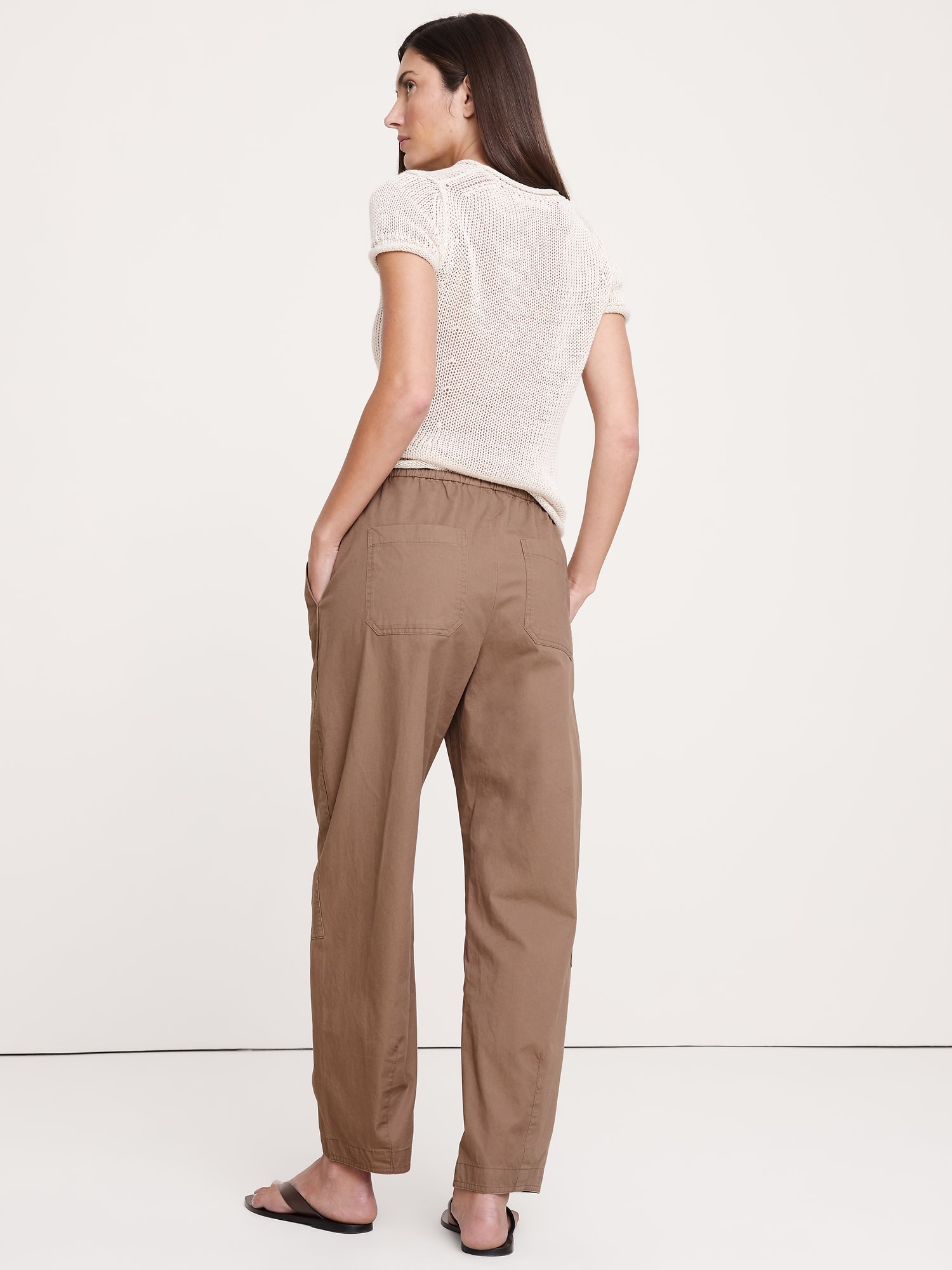 L'image numéro 3 présente Pantalon à taille extensible coupe baril en popeline de coton