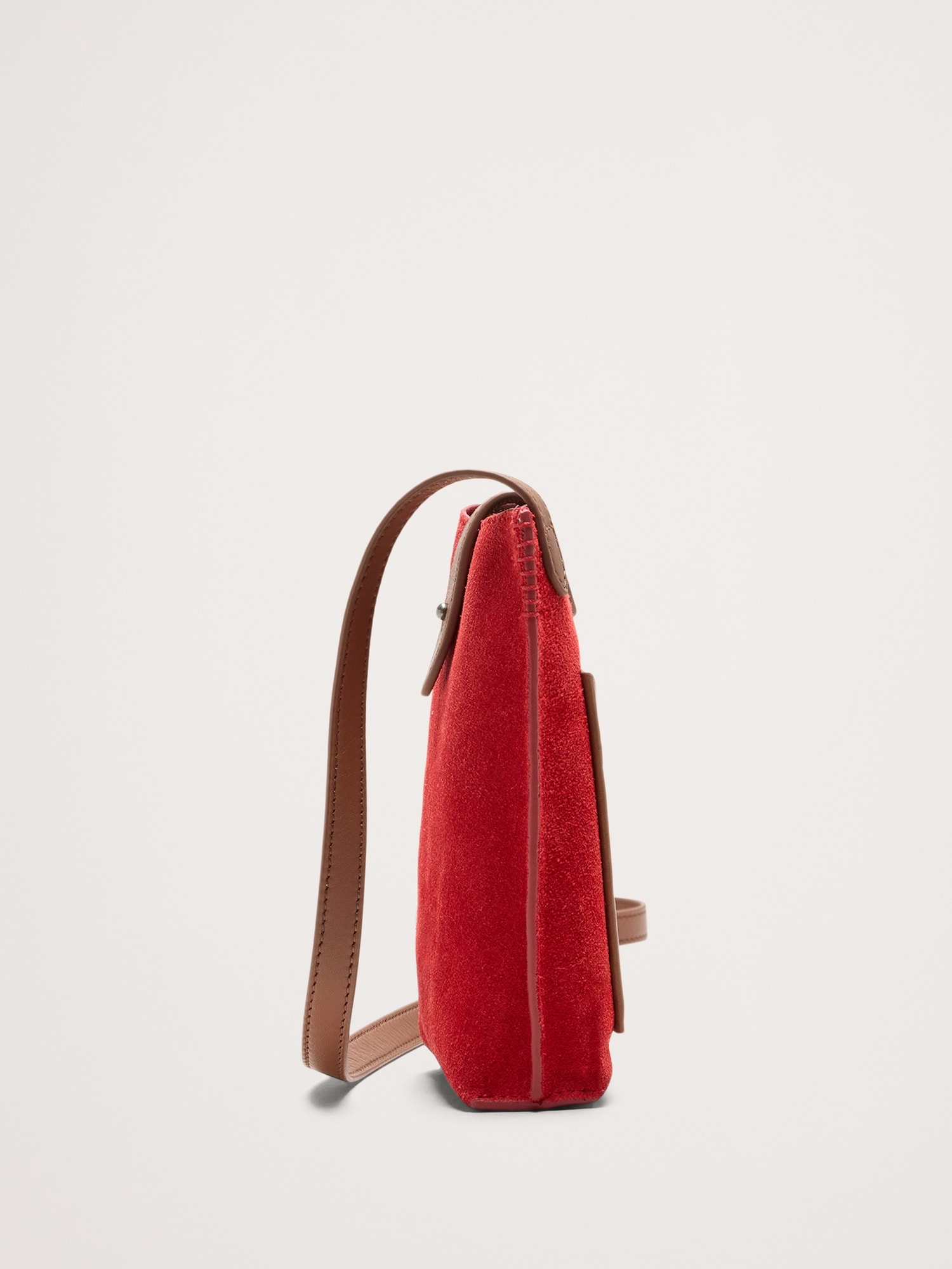 L'image numéro 7 présente Pochette à bandoulière en cuir italien