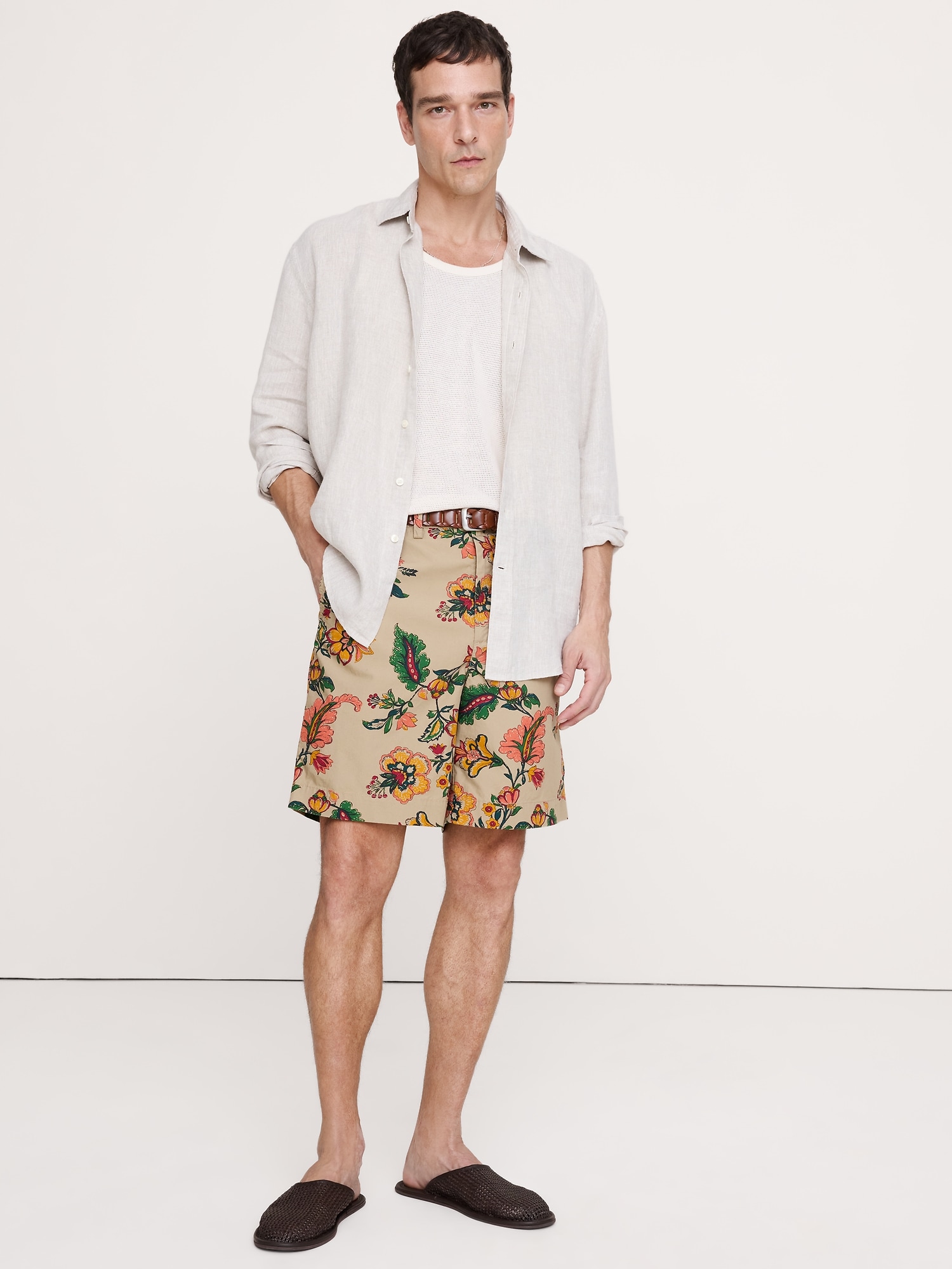 L'image numéro 1 présente Bermuda à motif fleuri 20 cm