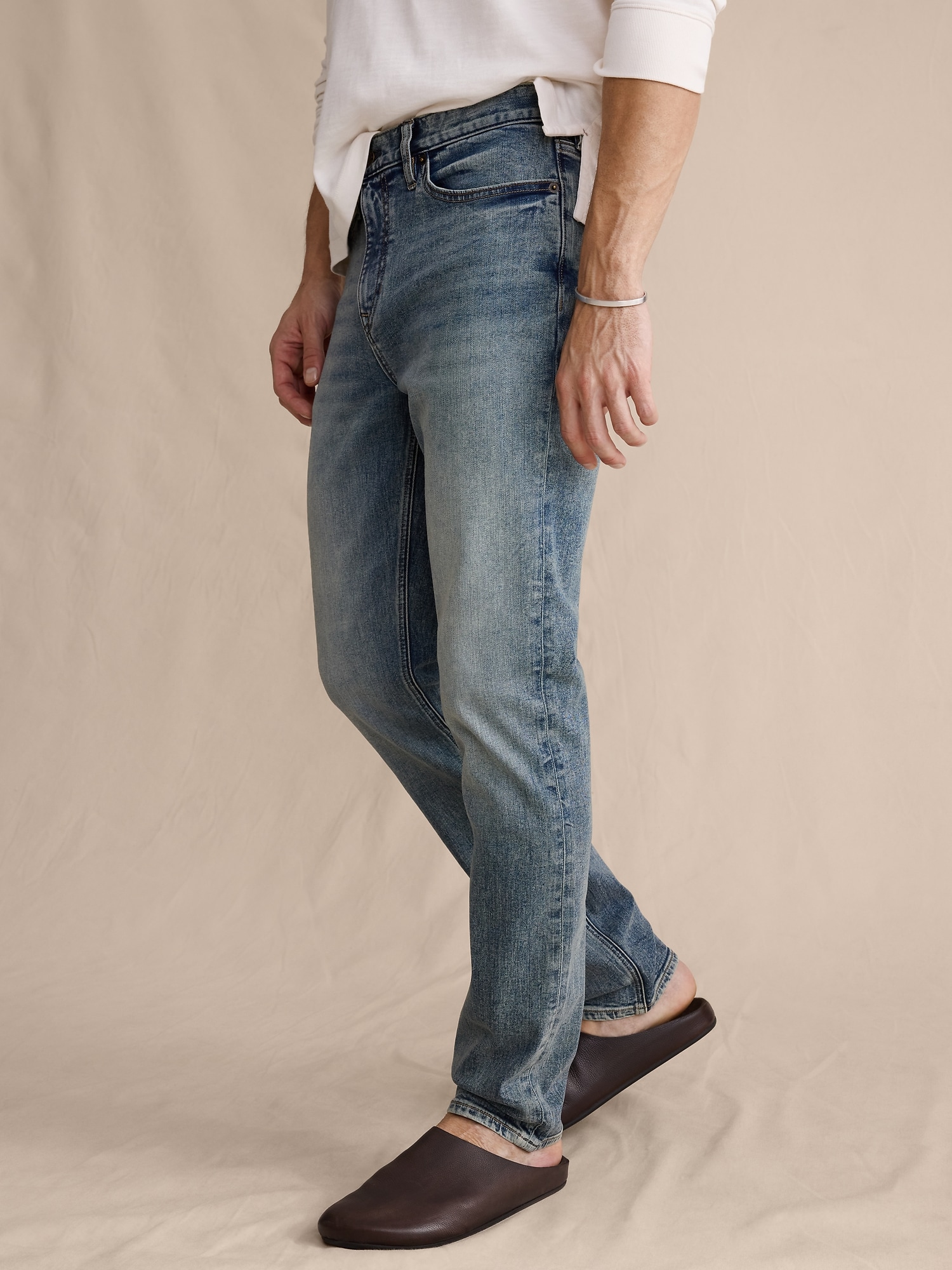 Image number 3 showing, Slim Luxe Traveler Jean