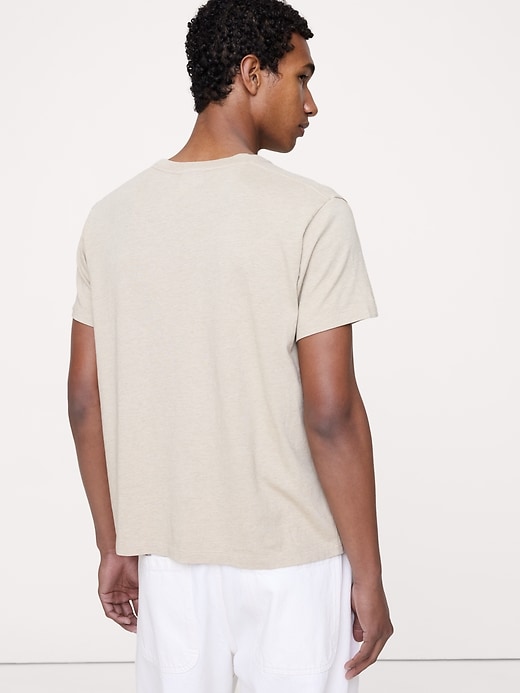 Archive Reissue Graphic T-Shirt | Banana Republic