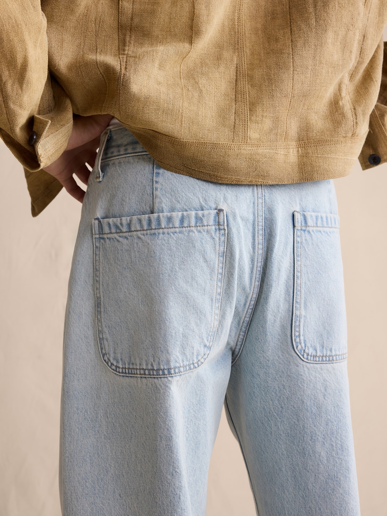 L'image numéro 3 présente Jean ample