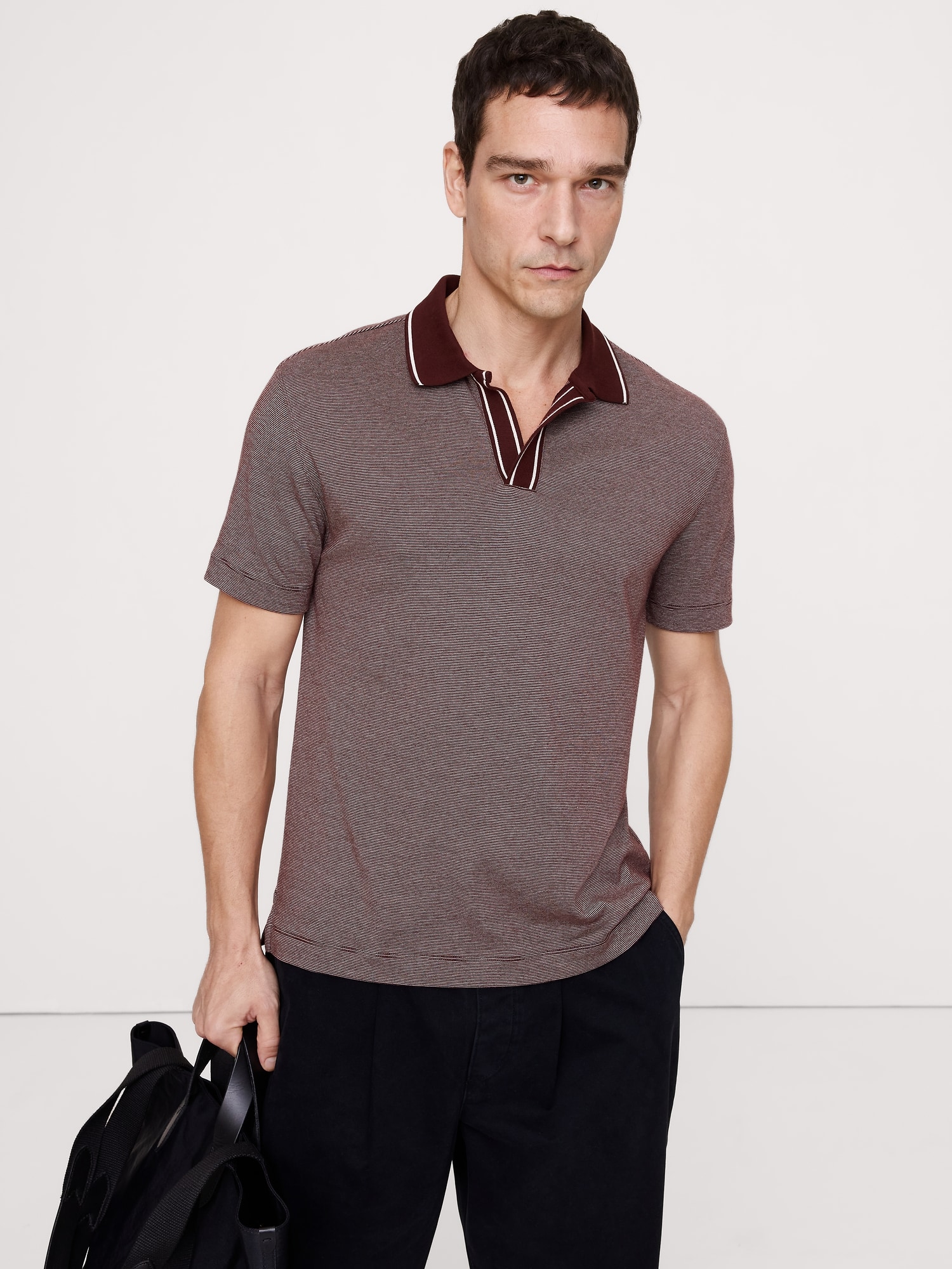 L'image numéro 1 présente Haut luxueux à col polo tricoteuse